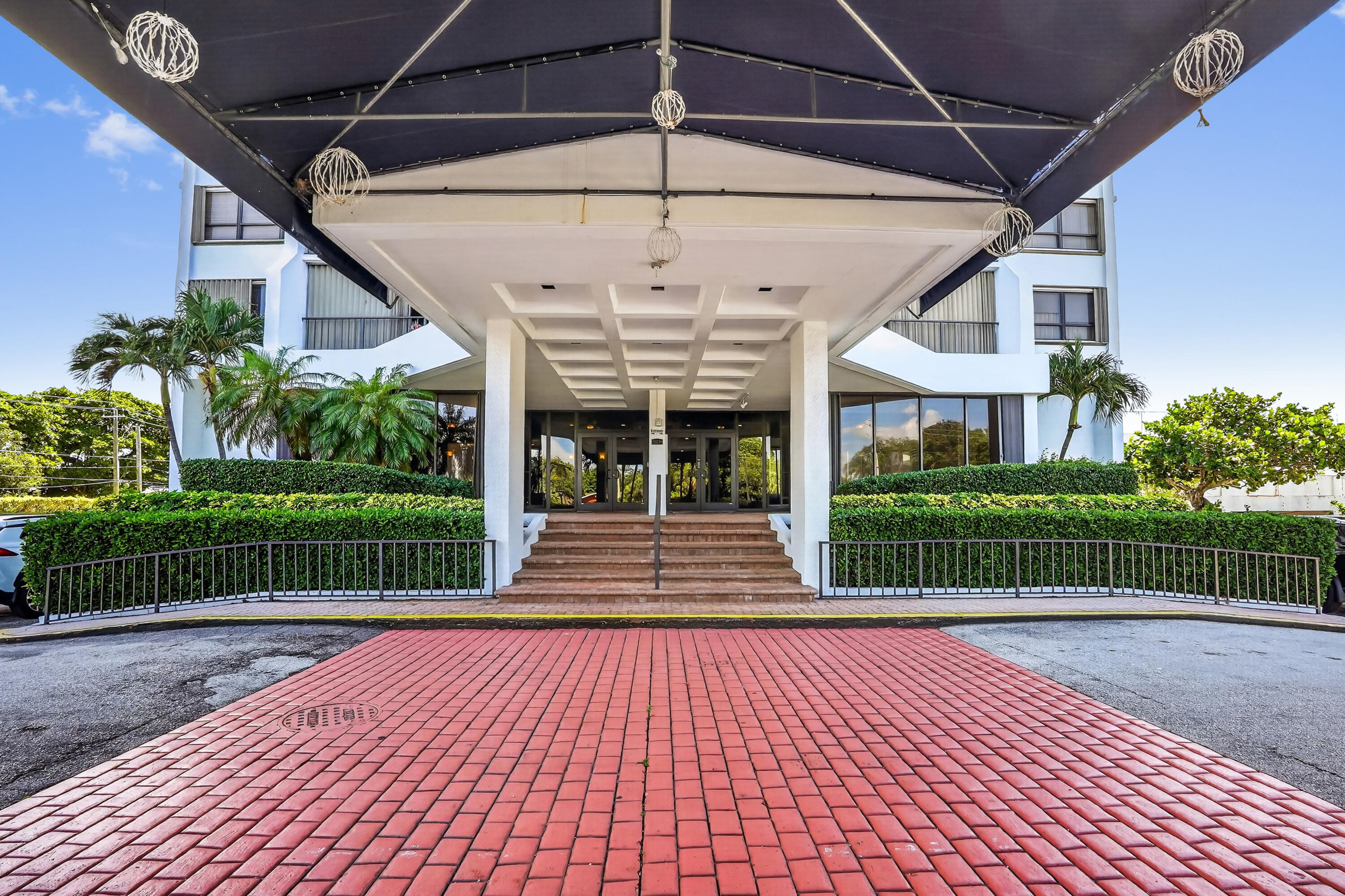 PALM BEACH HOUSE - Residential