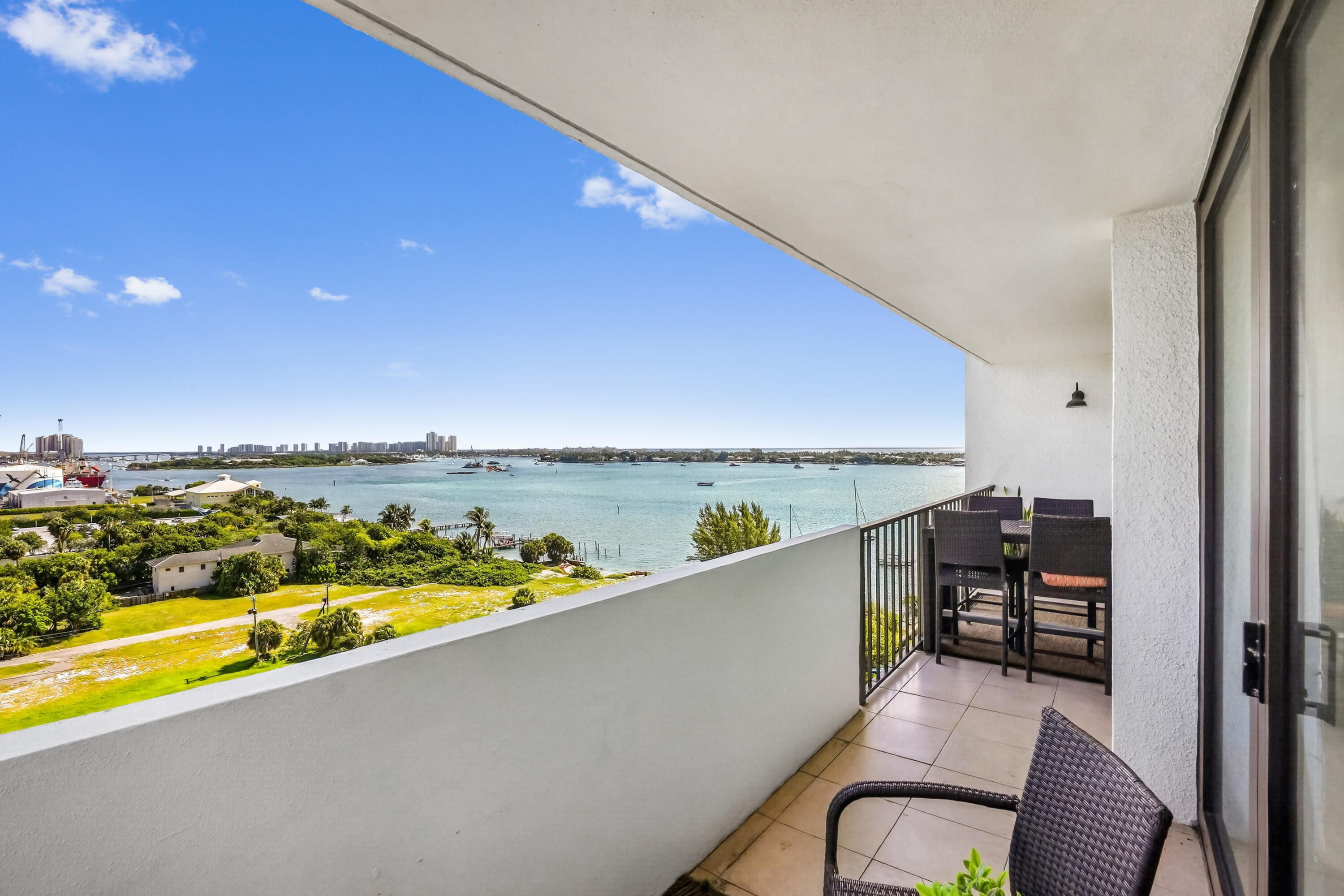 5600 N Flagler Drive 1106