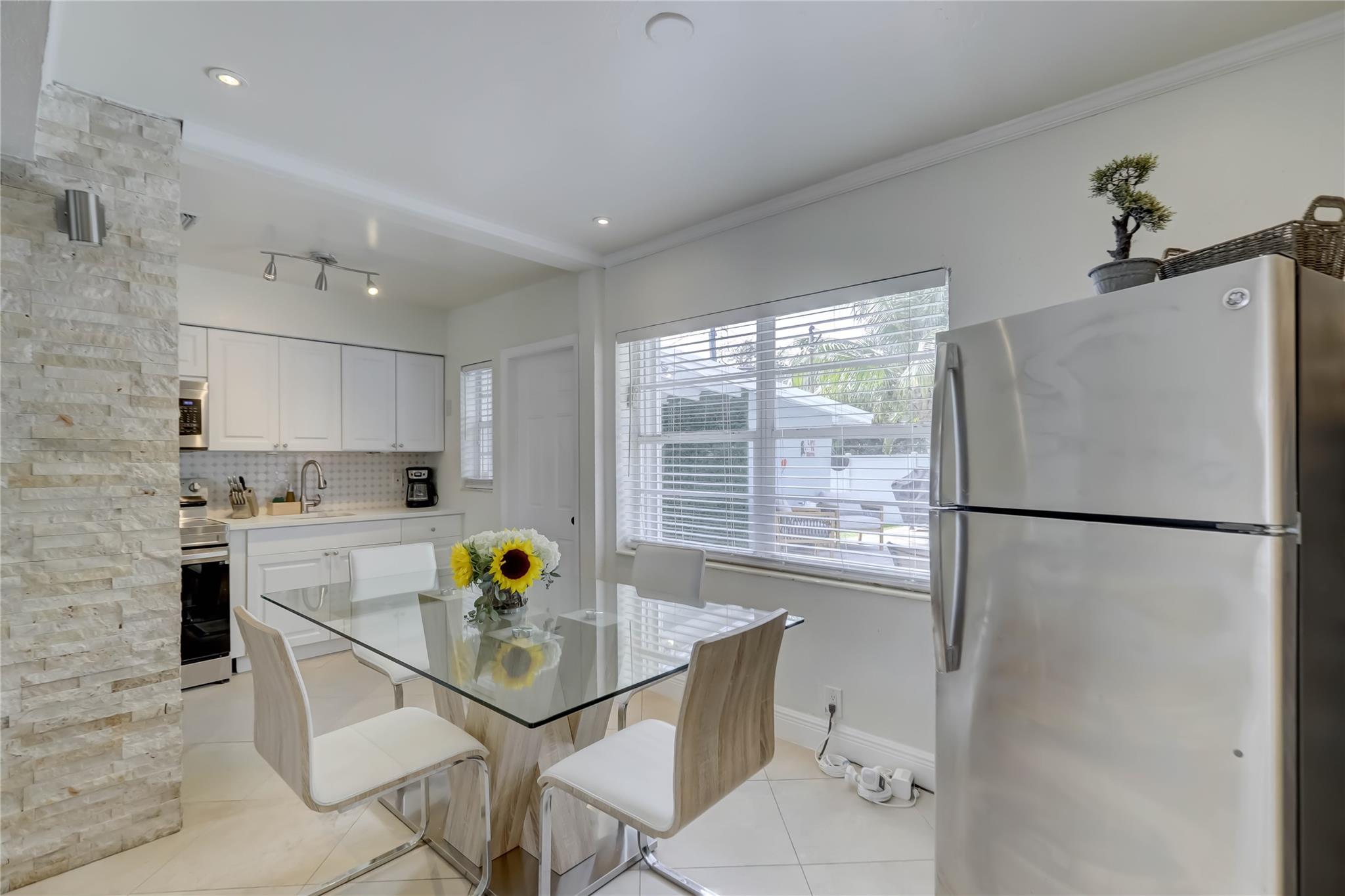 Oakland Ocean Mile Add 29 - Residential Lease