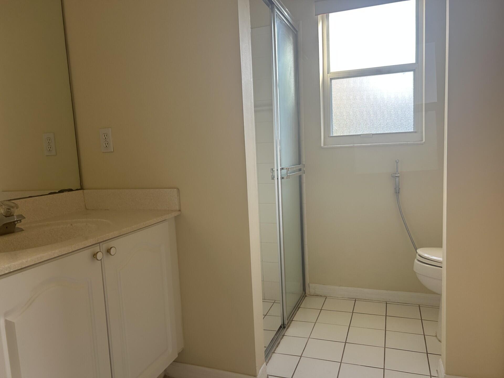 WOODBINE PAR H - Residential Lease