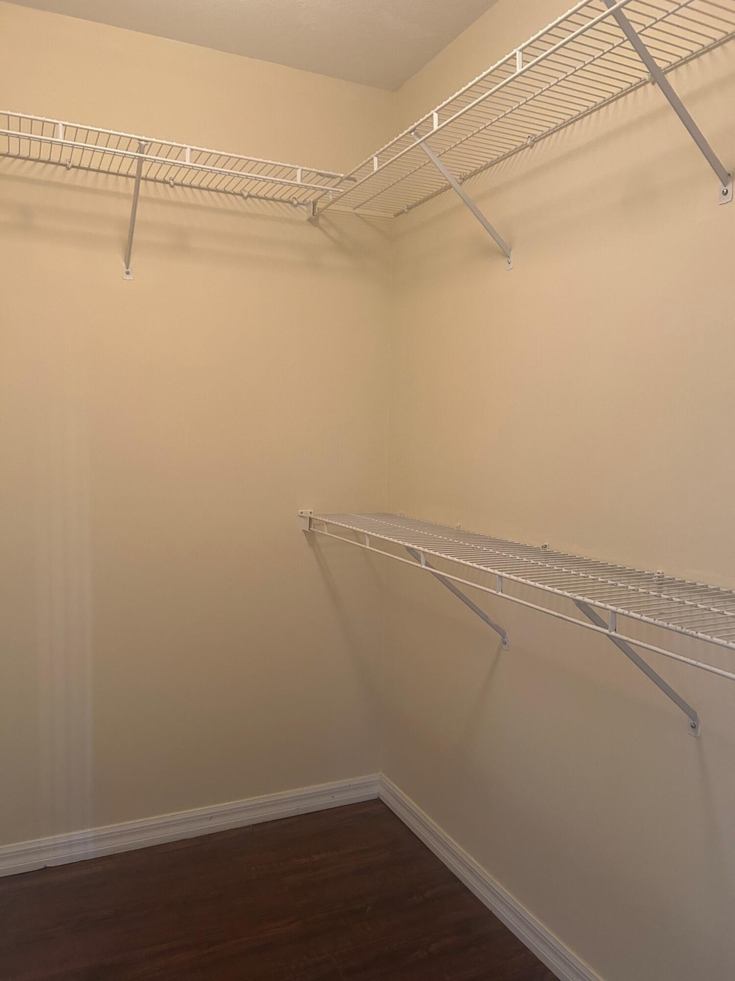 WOODBINE PAR H - Residential Lease