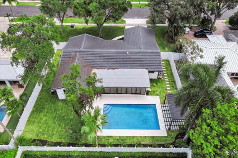 Tiny photo for 669 SW 3rd Street, Boca Raton, FL 33486 (MLS # B26029274)