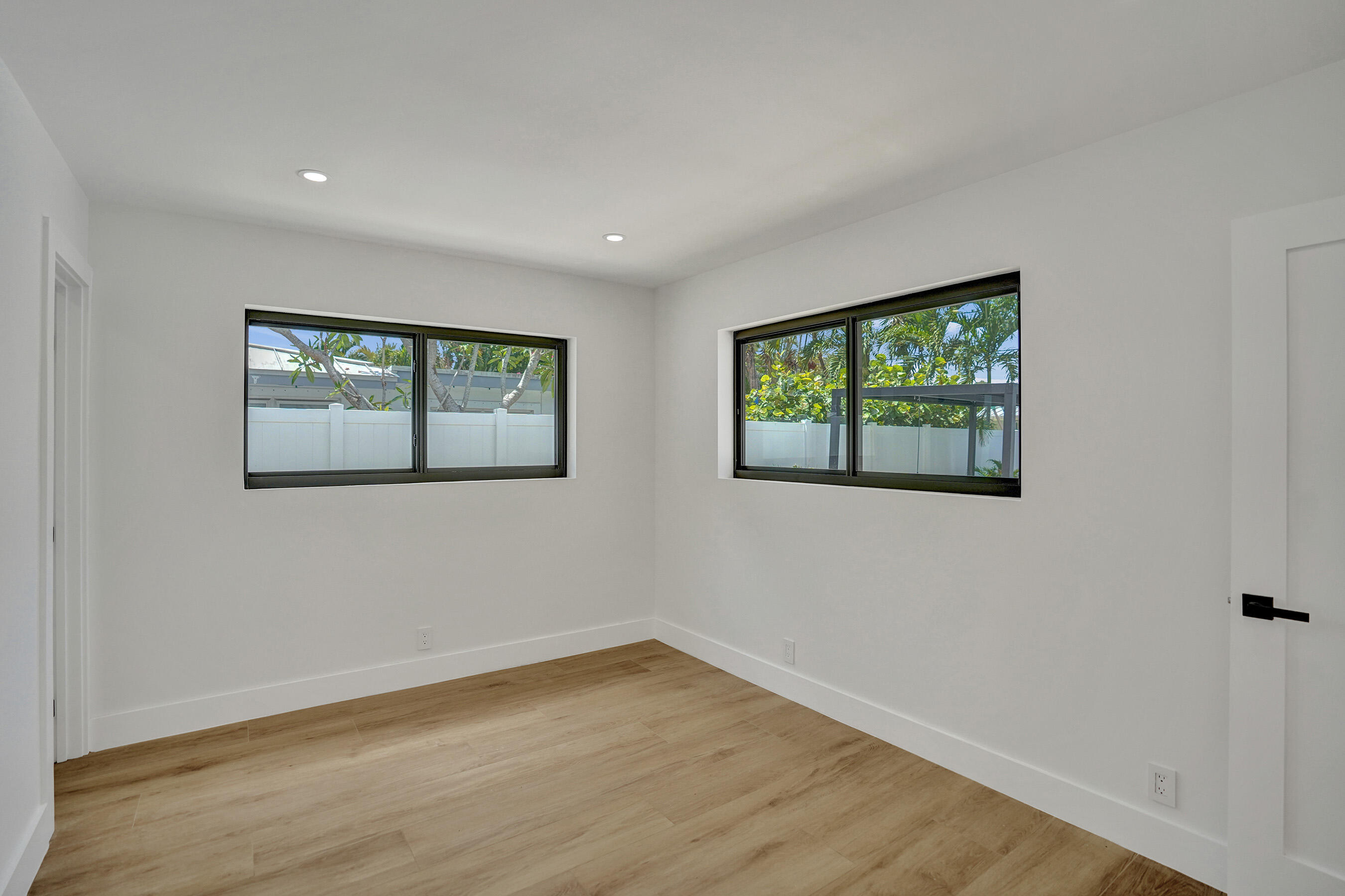 ROYAL OAK HILLS 1ST SEC - Residential
