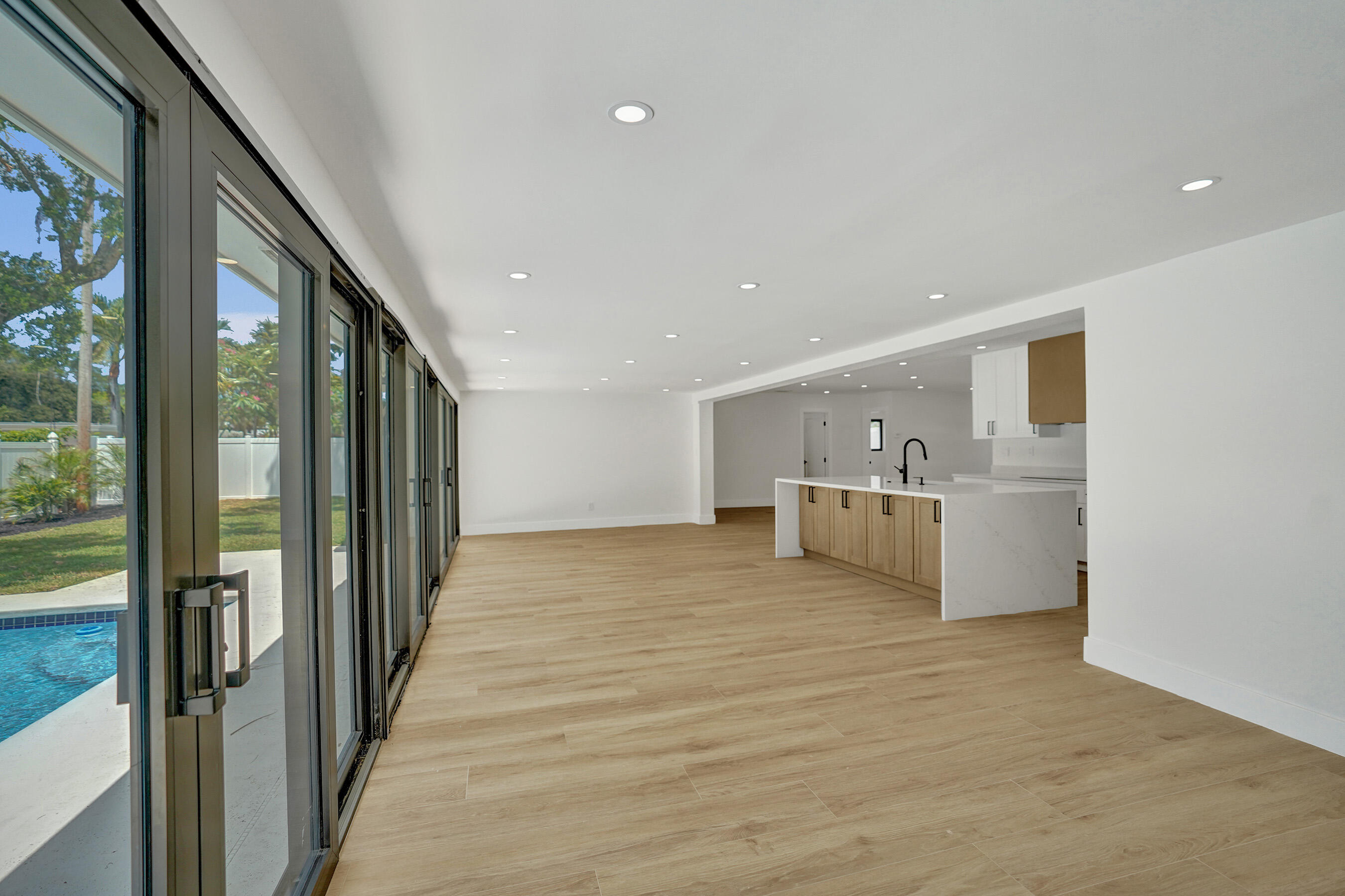 ROYAL OAK HILLS 1ST SEC - Residential