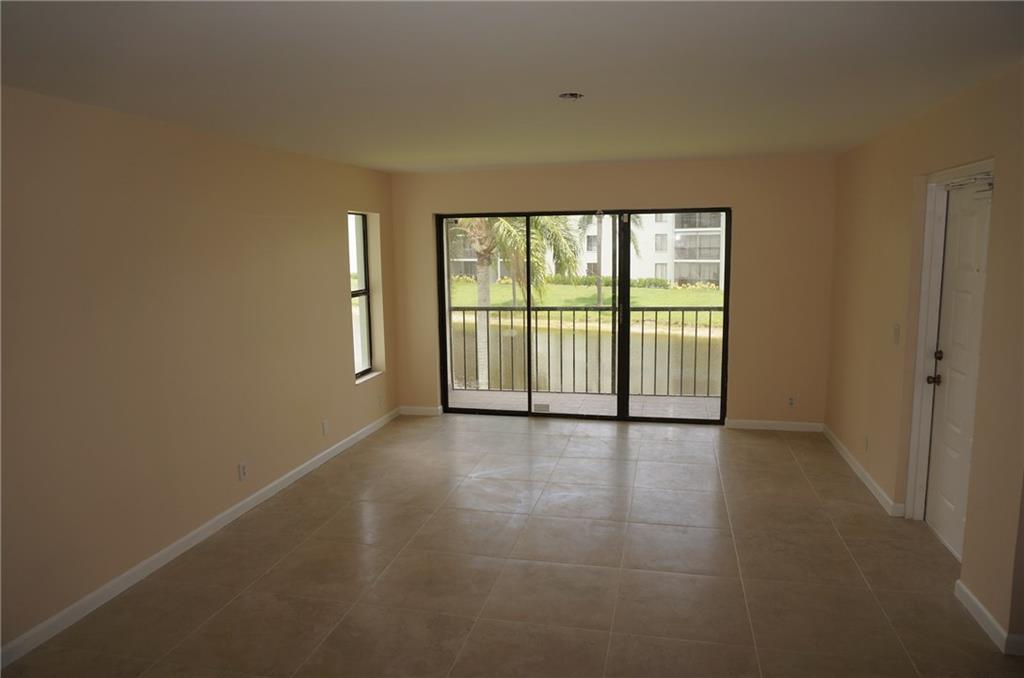 Palm Club West - Residential