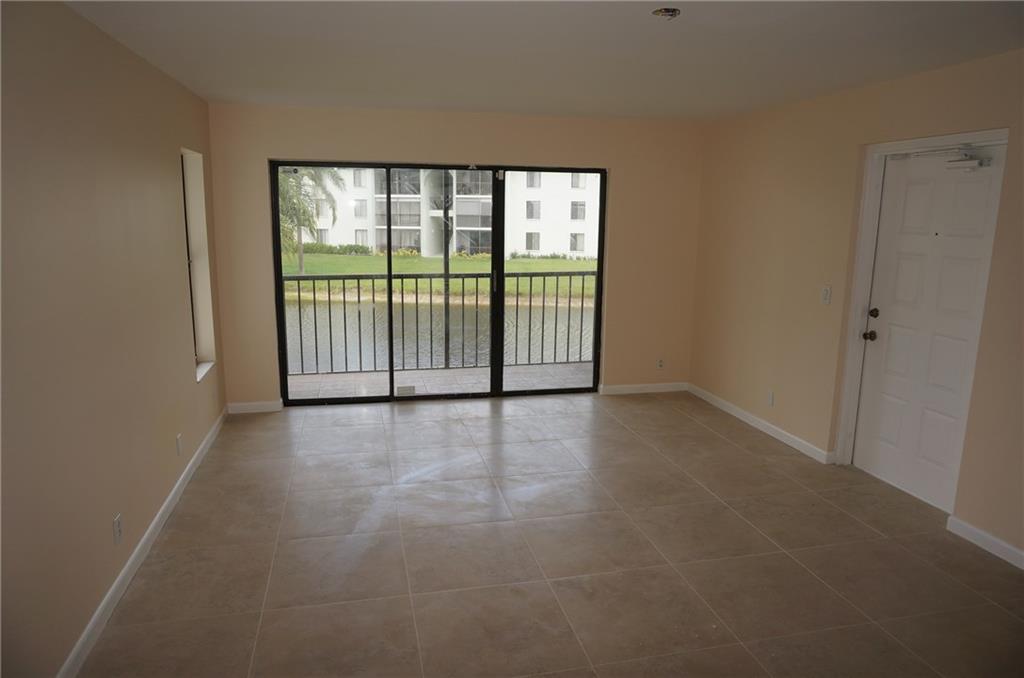 Palm Club West - Residential