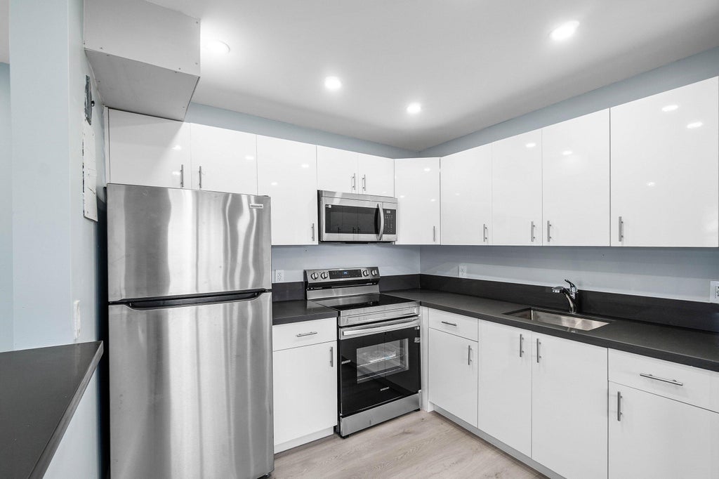 Photo of 171 Monaco Way, Delray Beach, FL 33446 (MLS # B26086477)