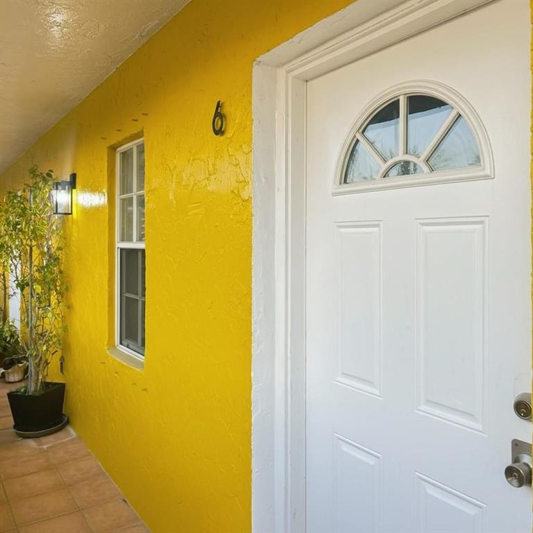 Photo of 51 NE 24th Street #6, Wilton Manors, FL 33305 (MLS # B26041366)