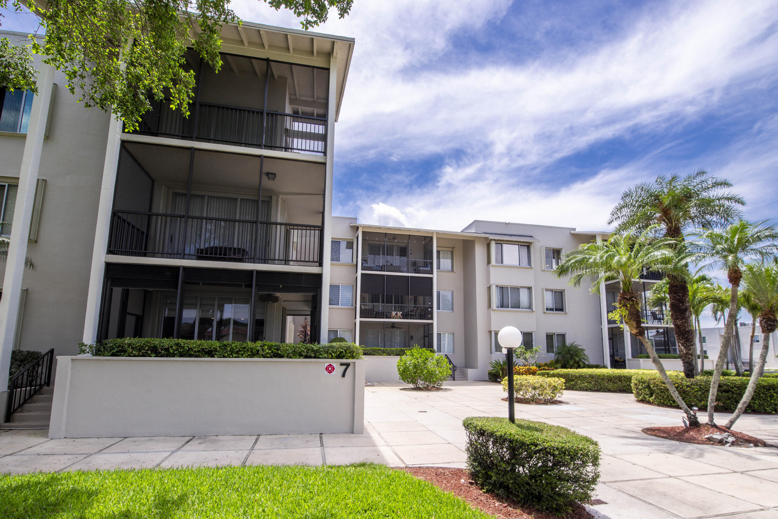 11811 Avenue Of The Pga 7-3b