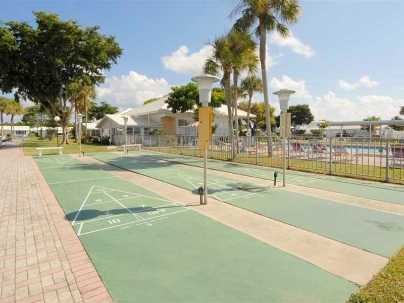 Leisureville Fourth Sec 6 - Residential