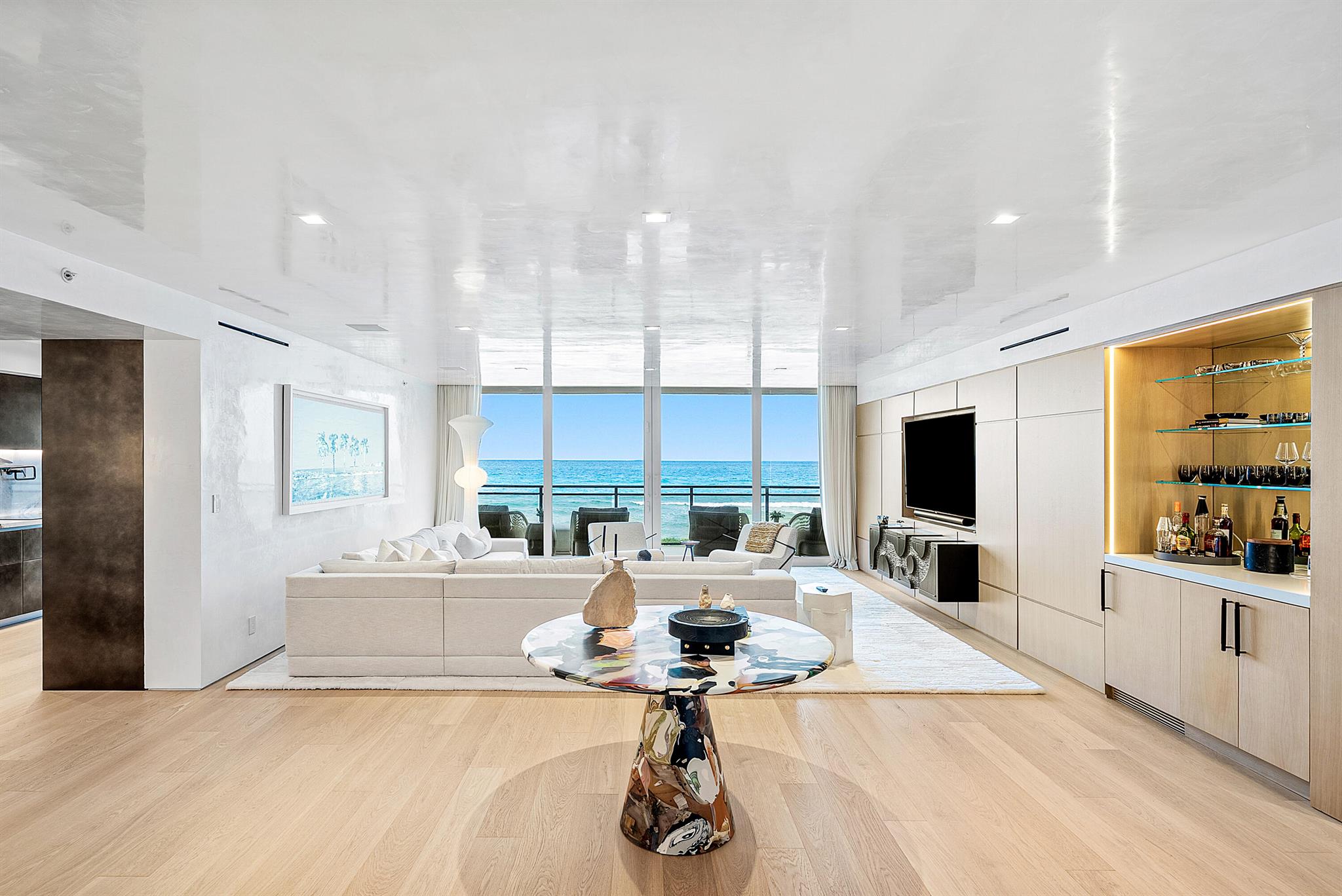 PALM BEACH HAMPTON CONDO - Residential