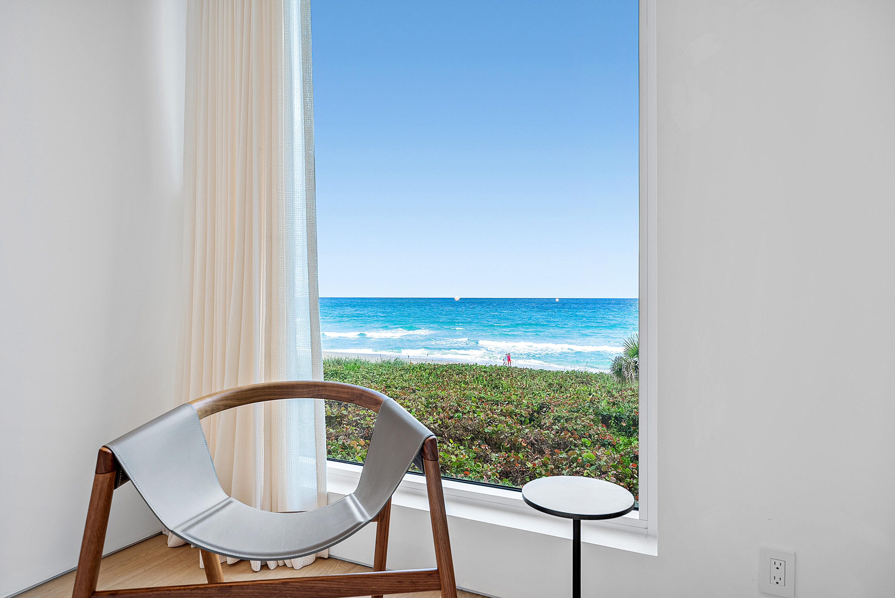 PALM BEACH HAMPTON CONDO - Residential