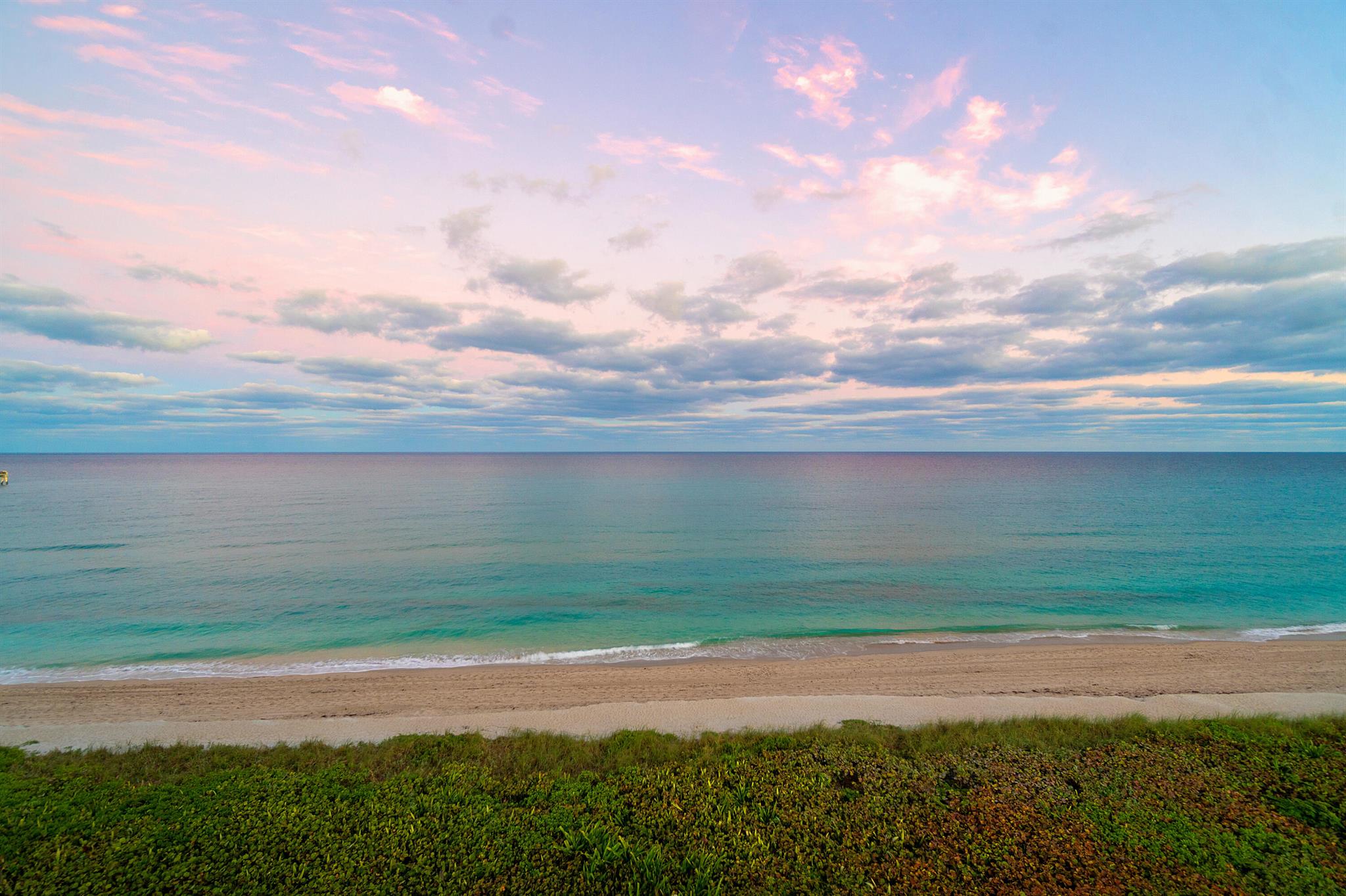 PALM BEACH HAMPTON CONDO - Residential