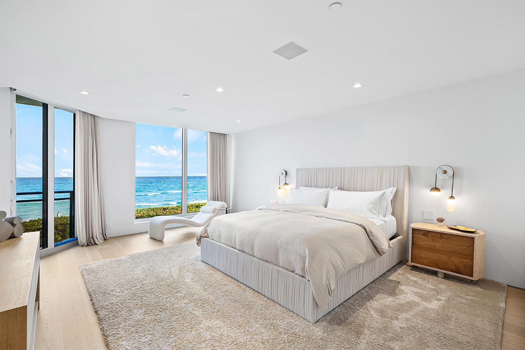 PALM BEACH HAMPTON CONDO - Residential