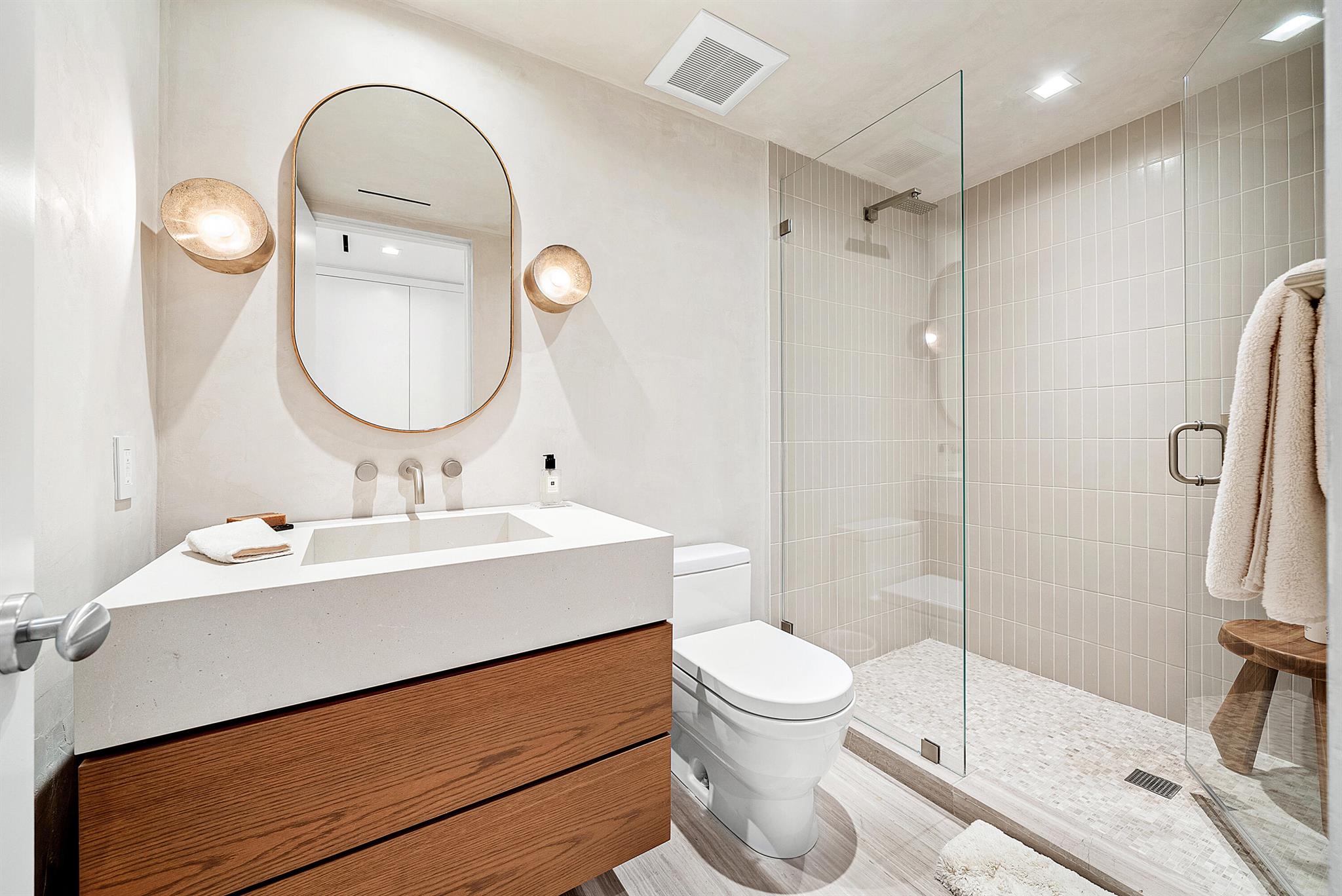 PALM BEACH HAMPTON CONDO - Residential