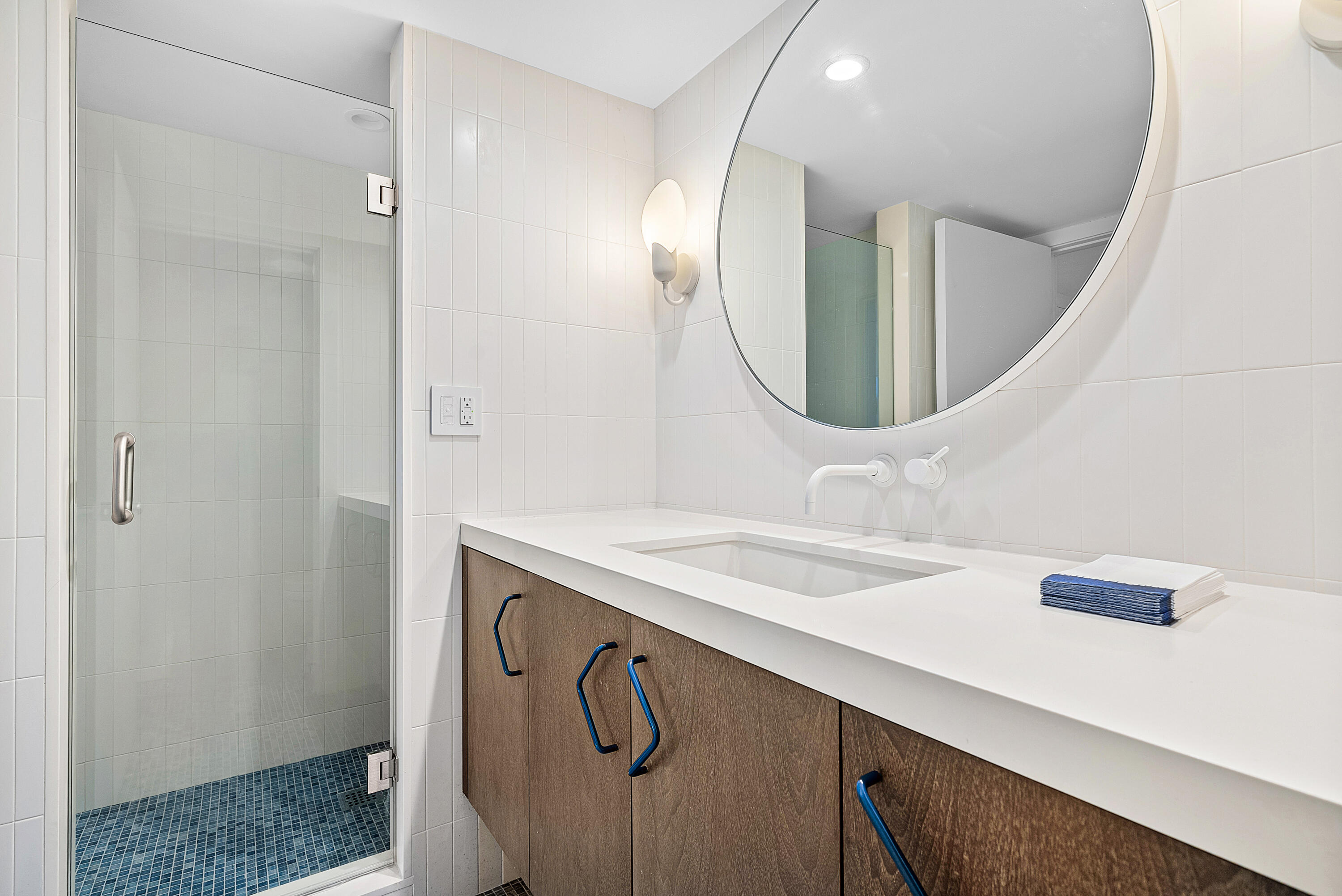 PALM BEACH HAMPTON CONDO - Residential