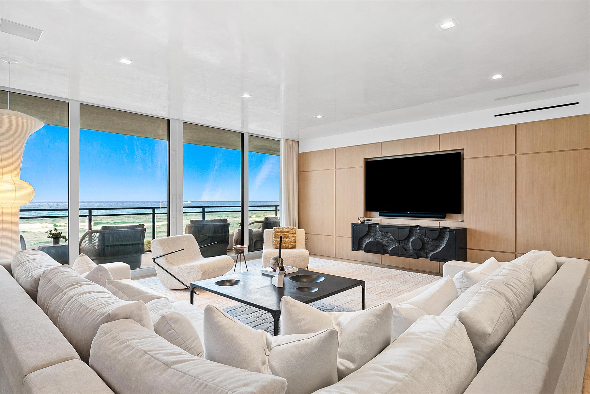 PALM BEACH HAMPTON CONDO - Residential