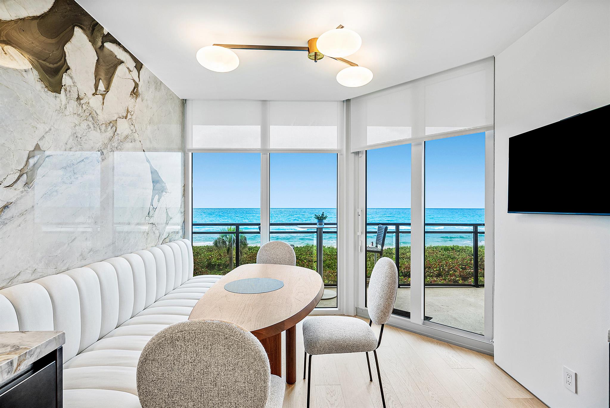 PALM BEACH HAMPTON CONDO - Residential