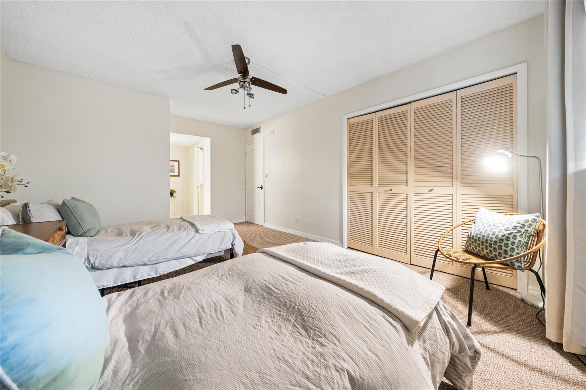 No 42 Palm-Aire Country C - Residential Lease