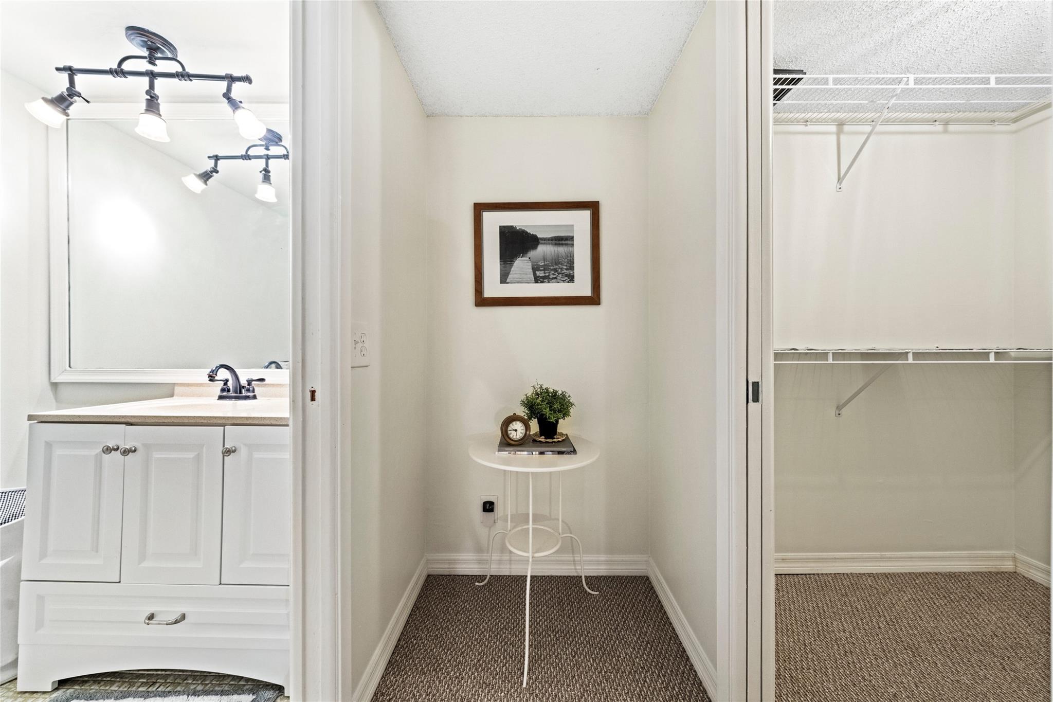 No 42 Palm-Aire Country C - Residential Lease