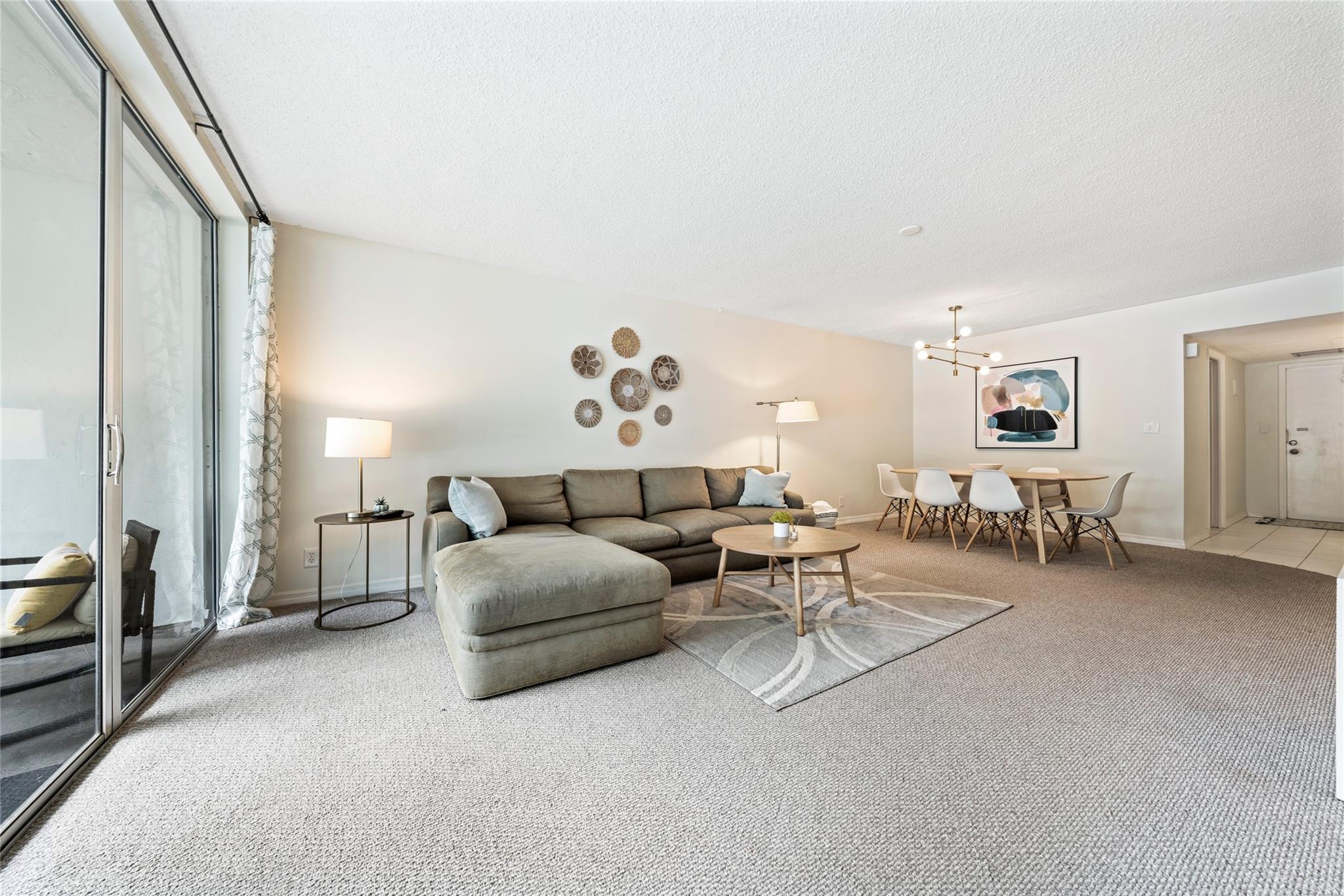 No 42 Palm-Aire Country C - Residential Lease