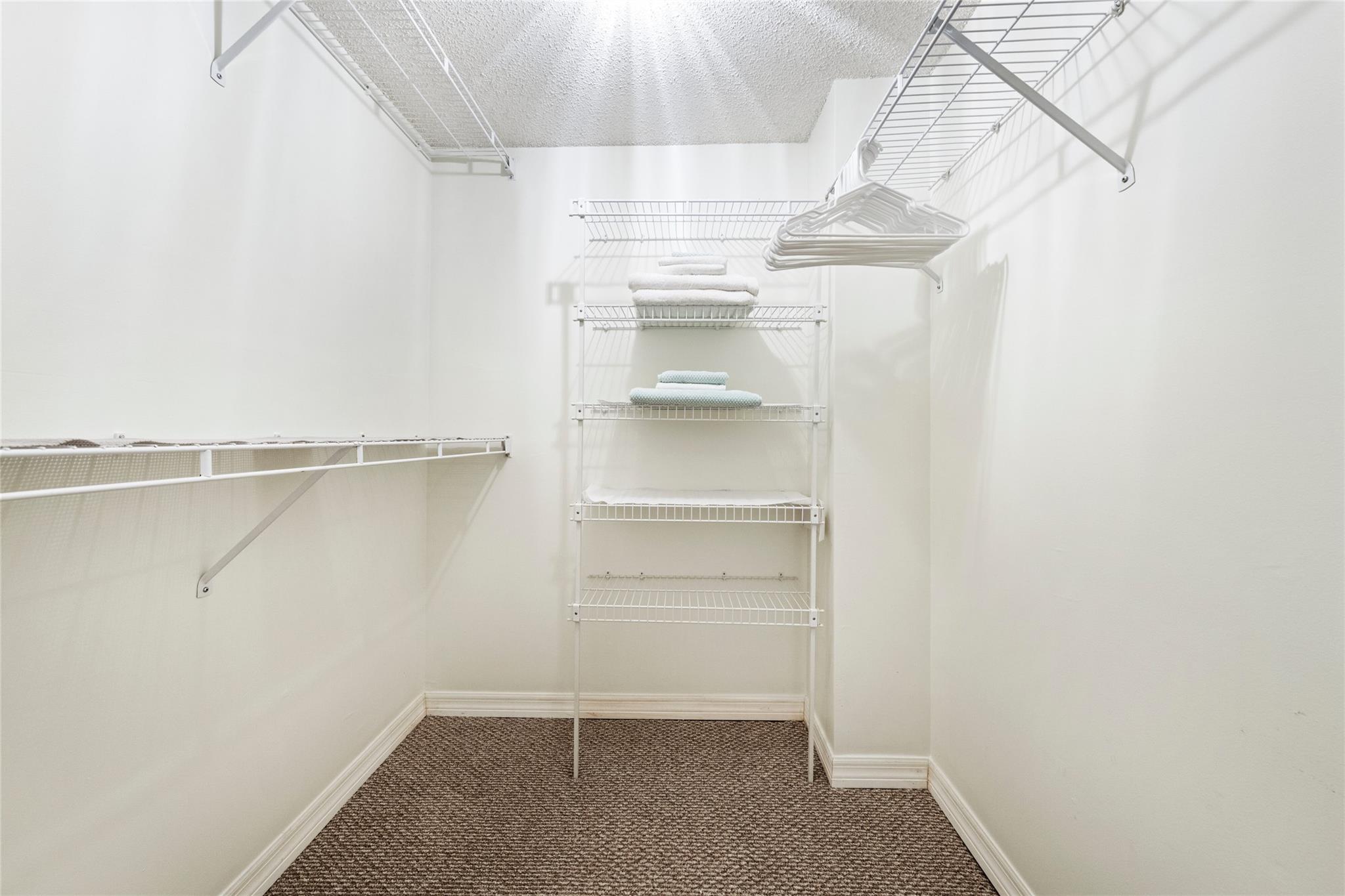 No 42 Palm-Aire Country C - Residential Lease