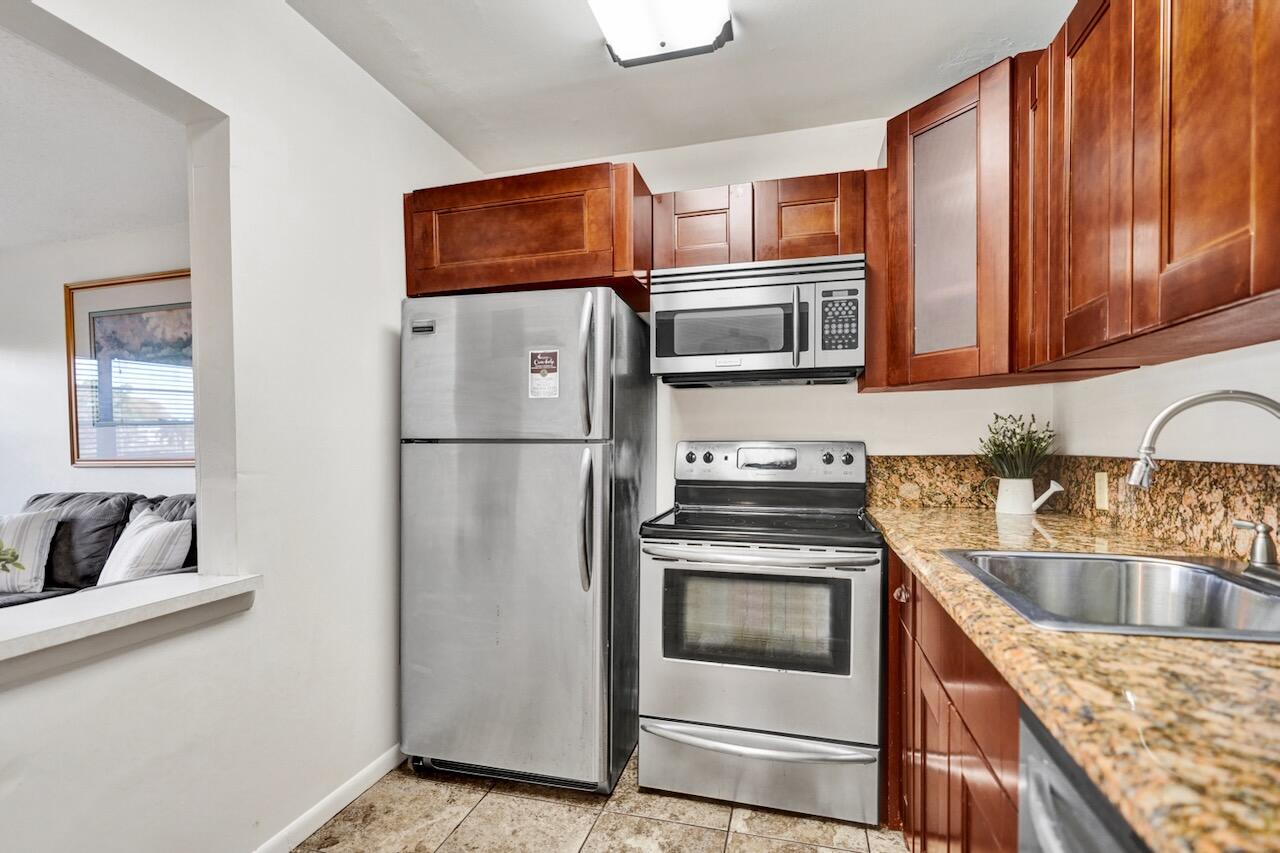 BRIGHTON AT CENTURY VILLAGE CONDO - Residential