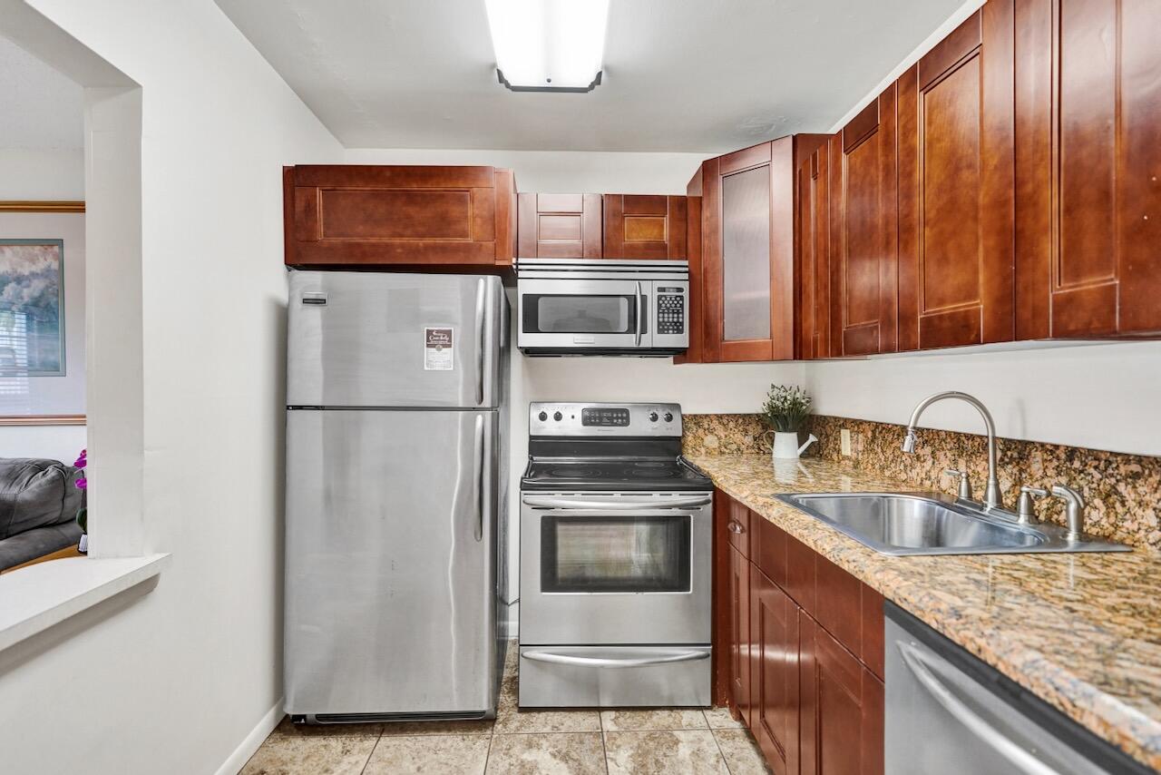 BRIGHTON AT CENTURY VILLAGE CONDO - Residential