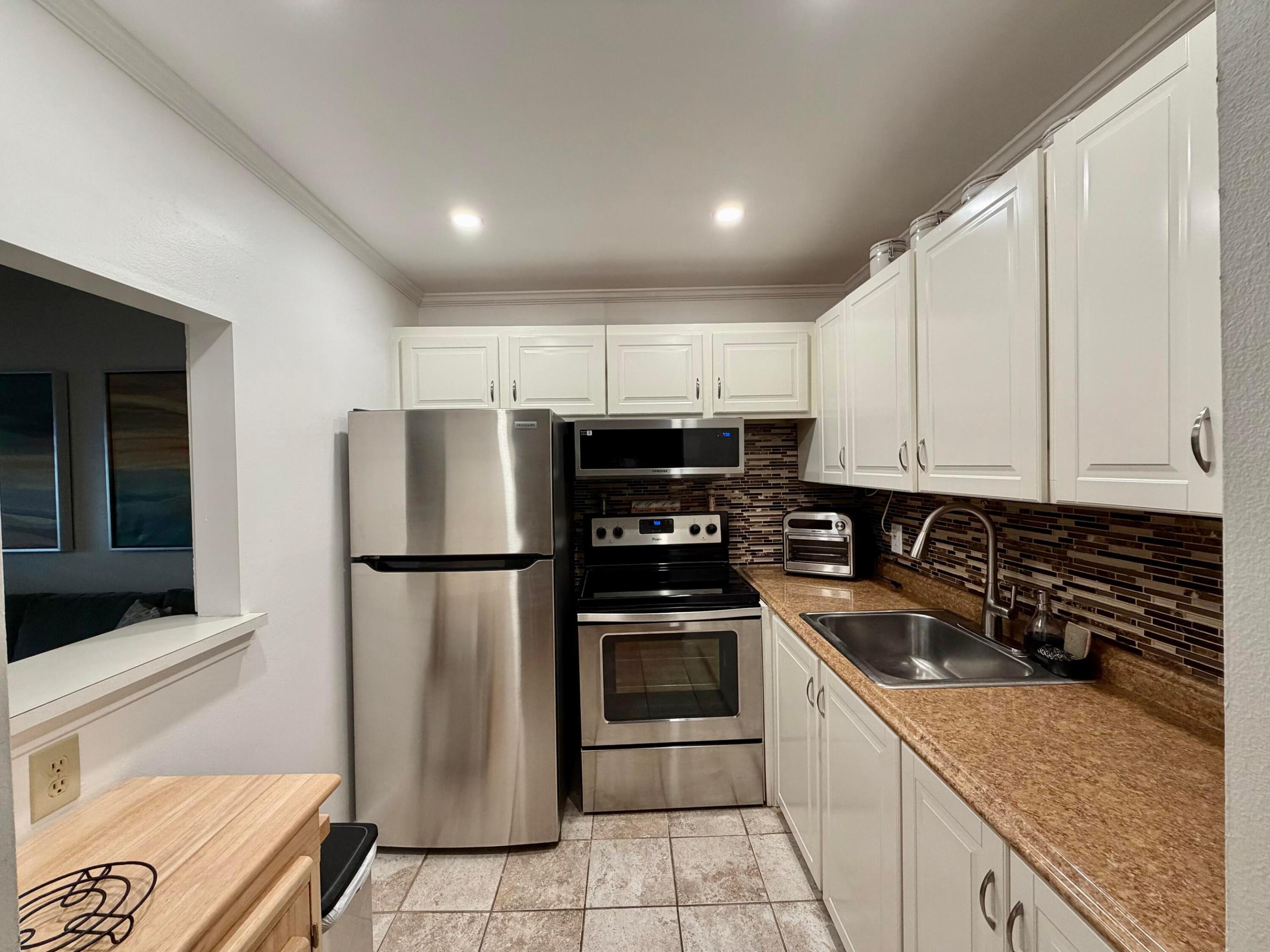 DURHAM J CONDO - Residential Lease