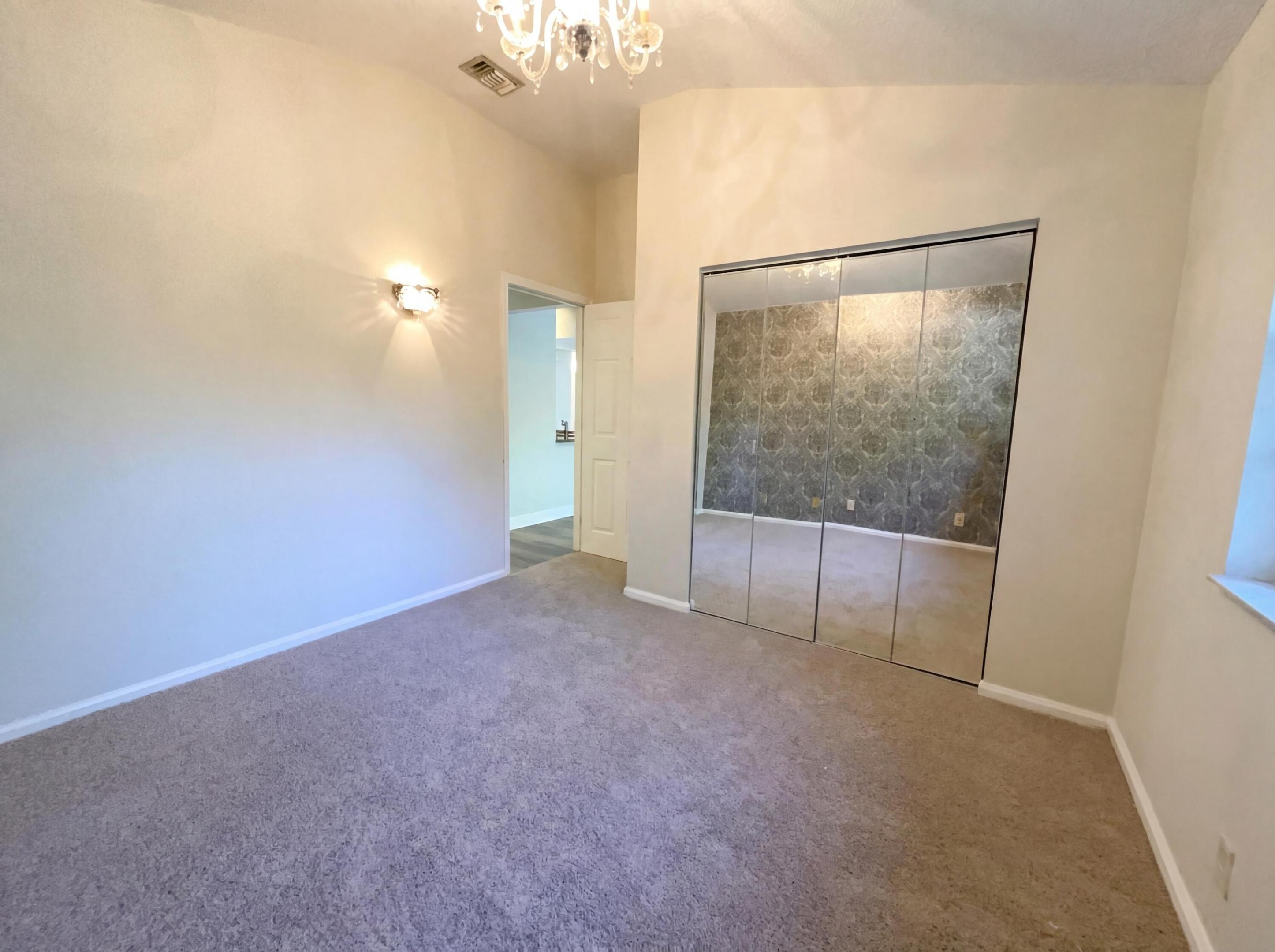 PALM BEACH RANCHETTES - Residential