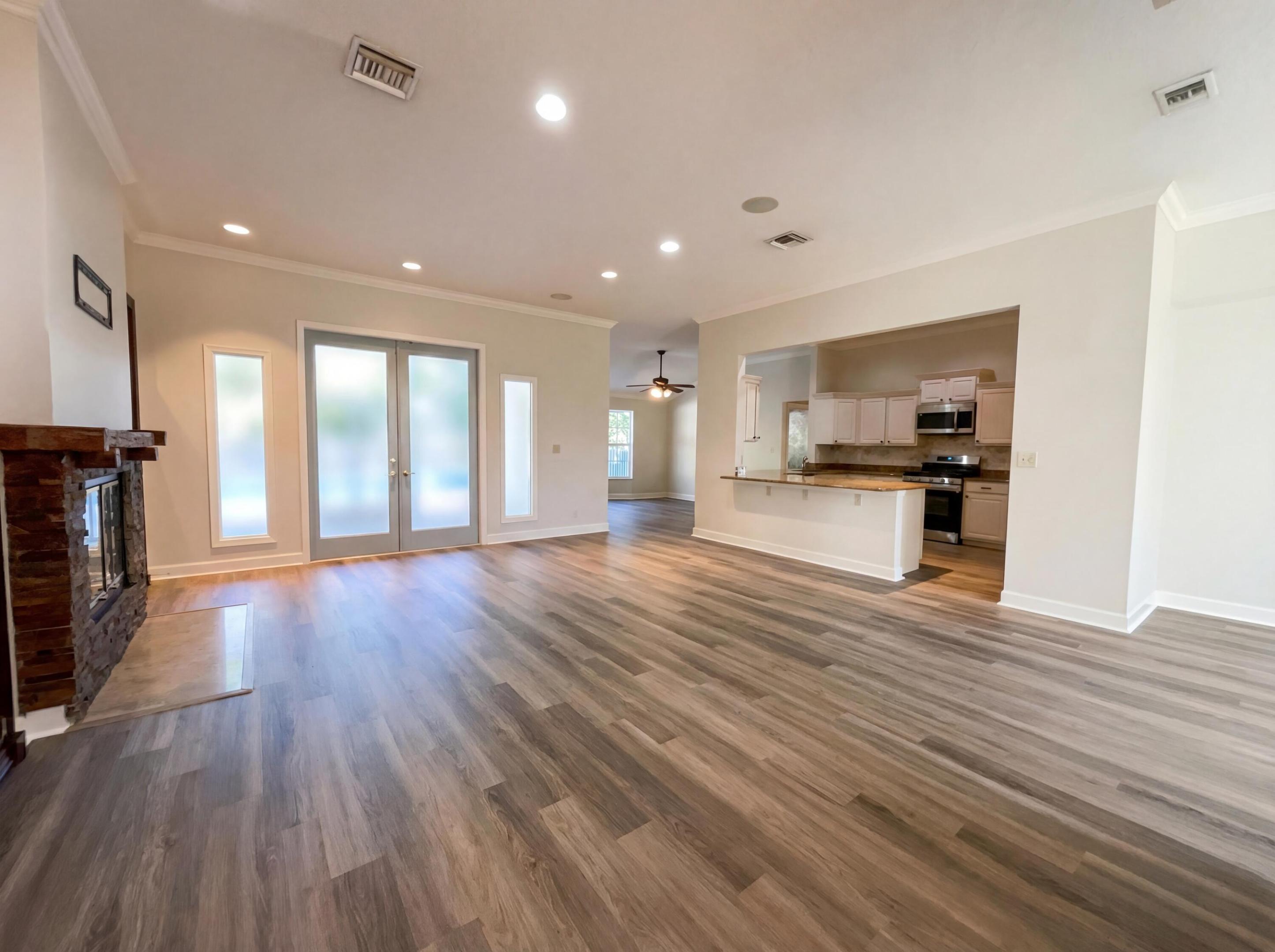 PALM BEACH RANCHETTES - Residential