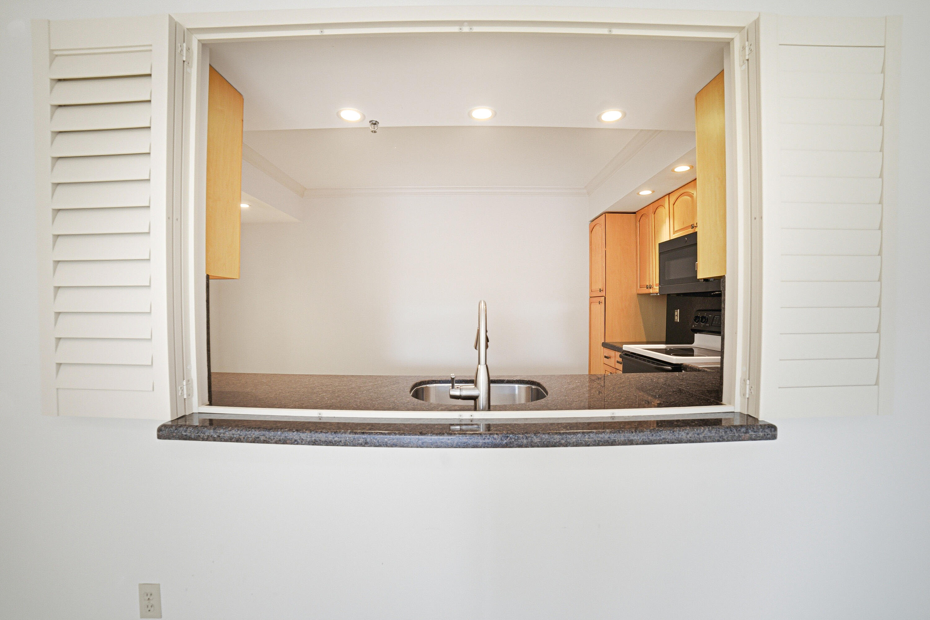 BRAEMAR ISLE CONDO - Residential