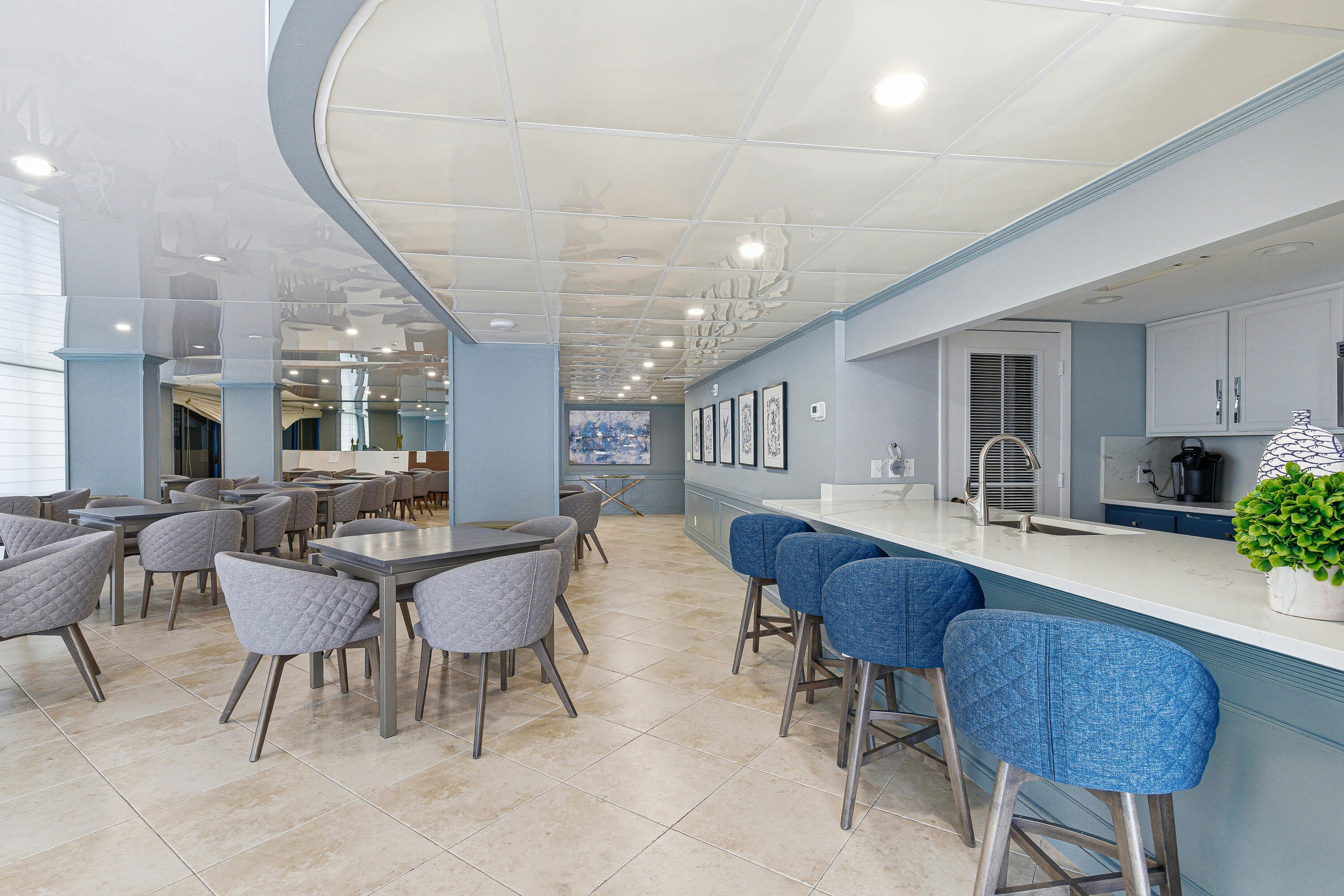 BRAEMAR ISLE CONDO - Residential