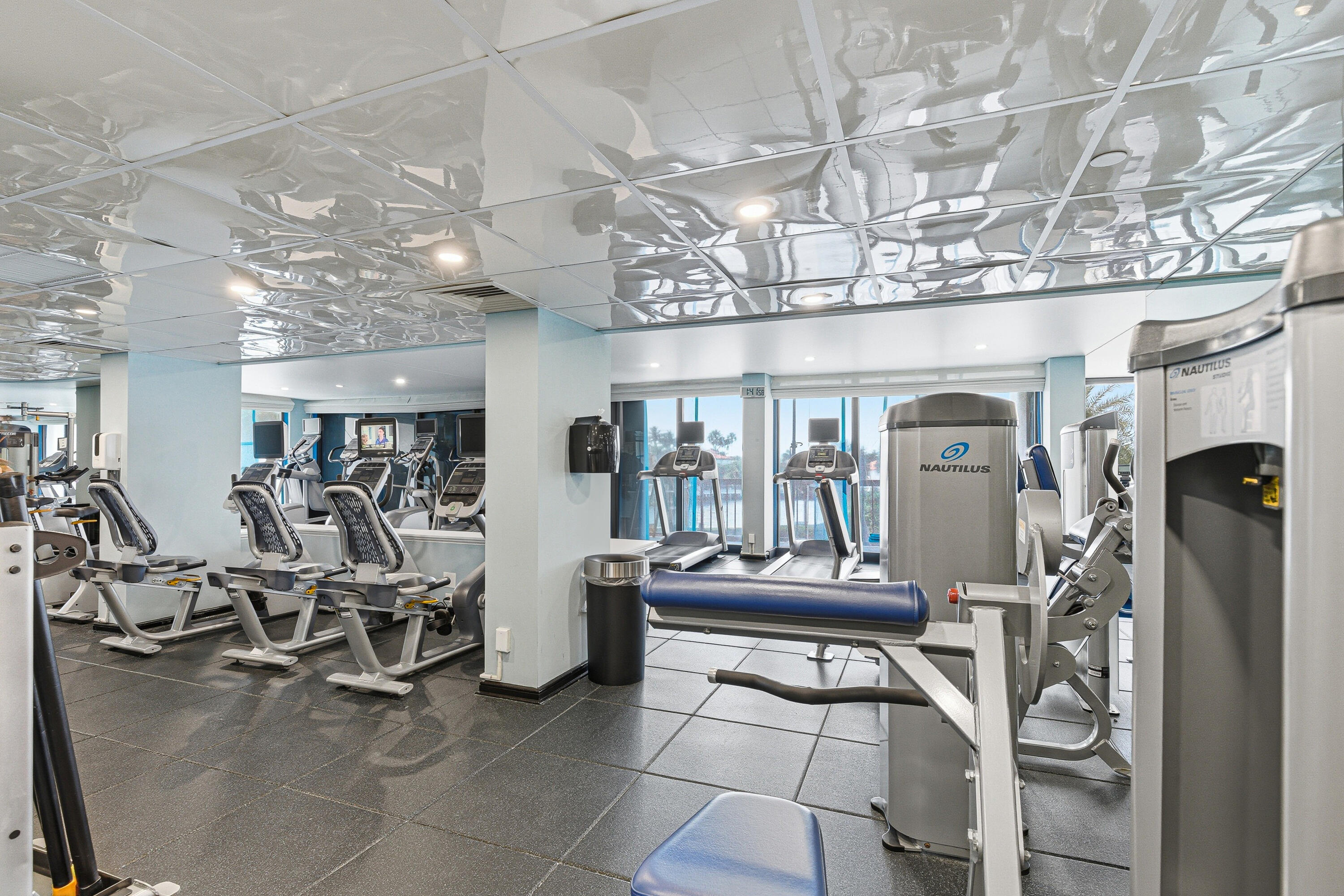 BRAEMAR ISLE CONDO - Residential