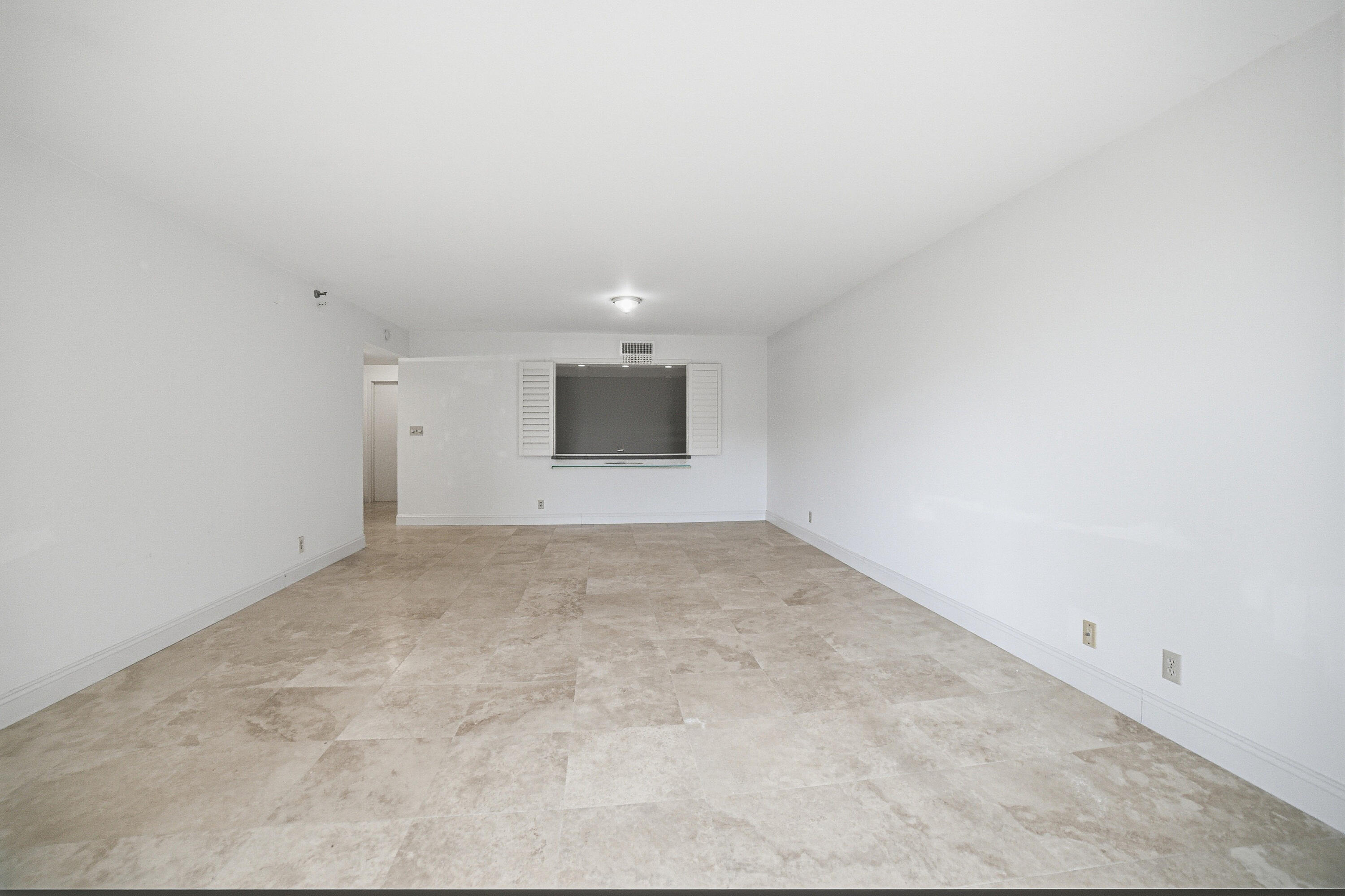 BRAEMAR ISLE CONDO - Residential