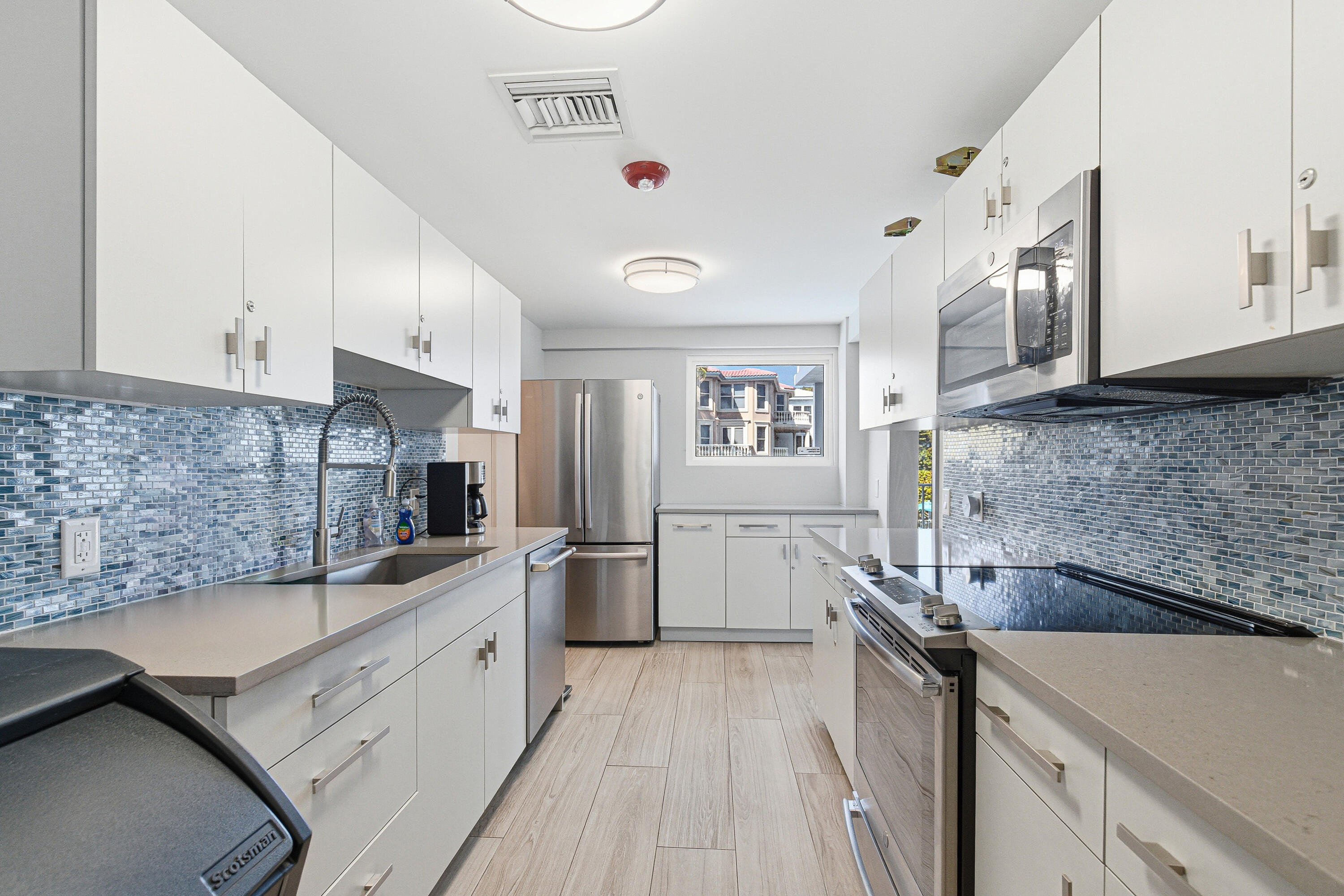 BRAEMAR ISLE CONDO - Residential