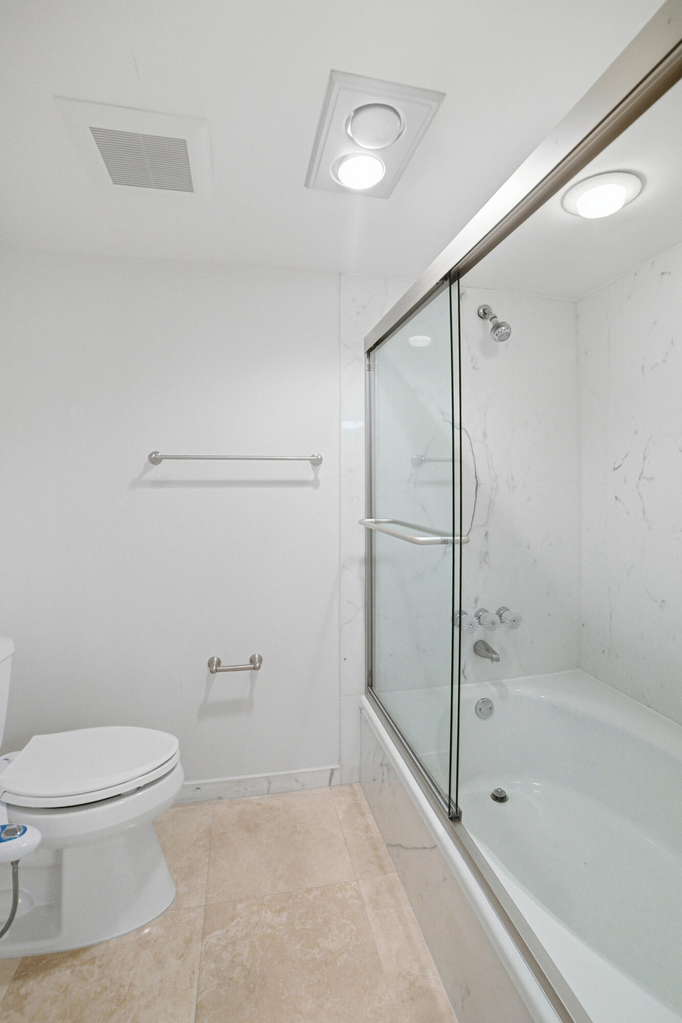 BRAEMAR ISLE CONDO - Residential