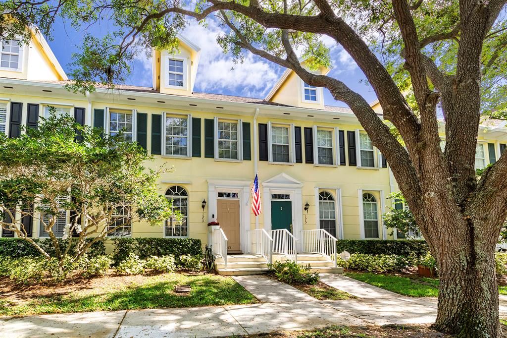 Photo of 173 Bermuda Drive, Jupiter, FL 33458 (MLS # R10701660)