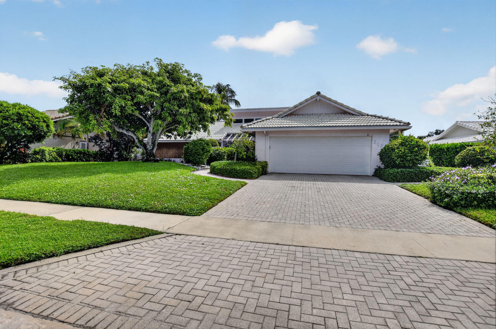 5680 NW 3RD Terrace