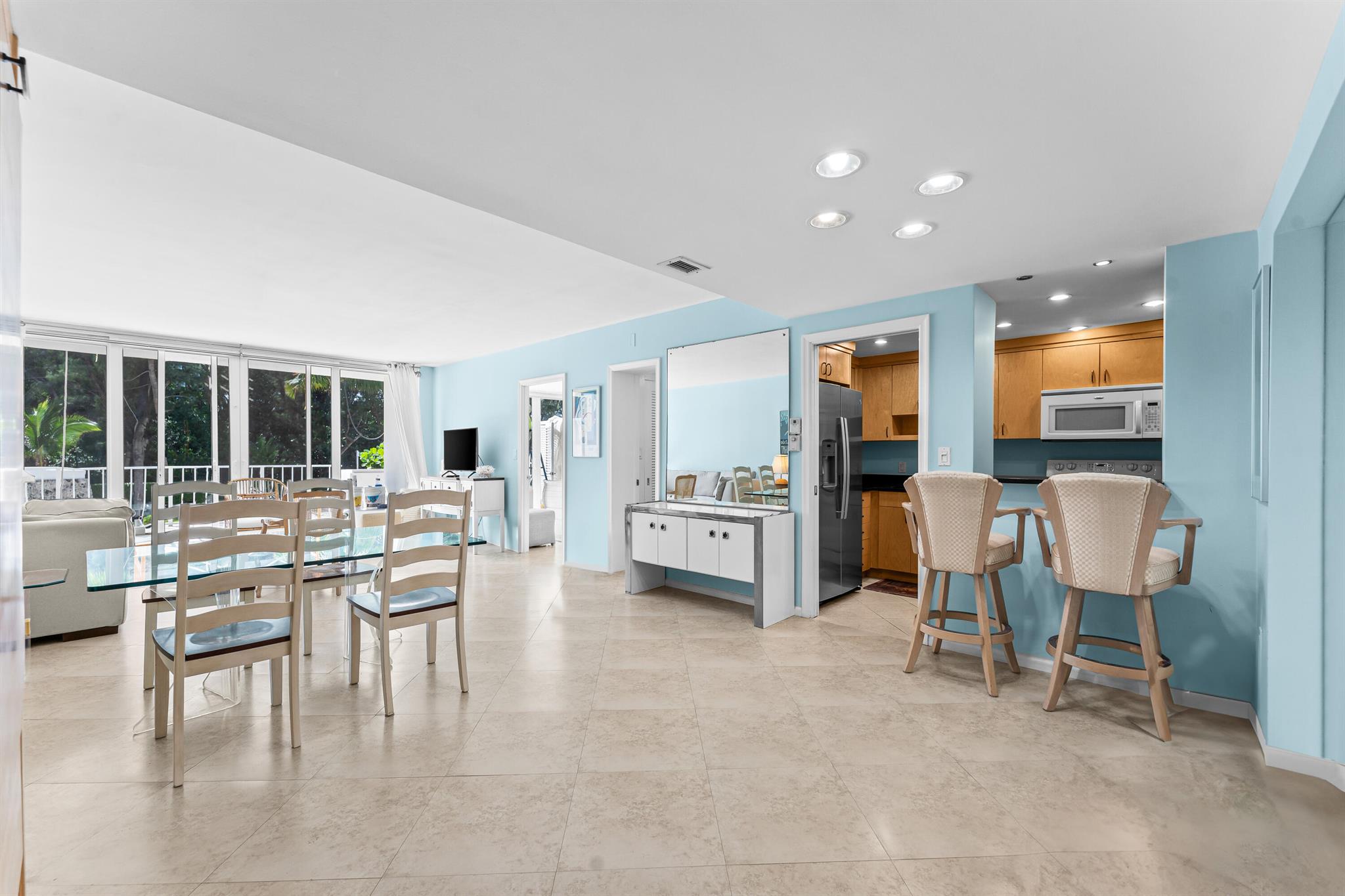 AMBASSADOR SOUTH DEV CORP - Residential Lease