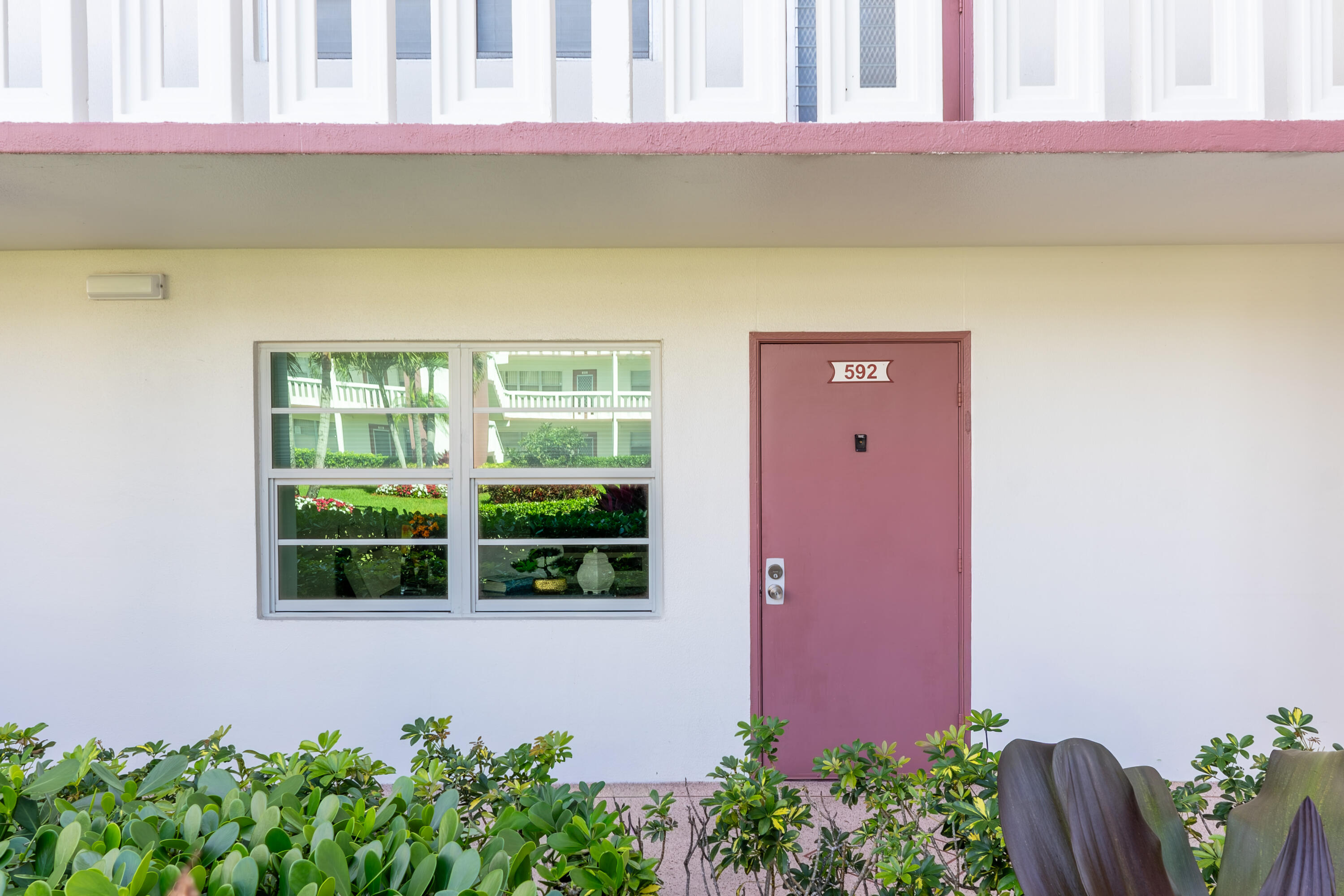 FANSHAW AT CENTURY VILLAGE CONDO - Residential