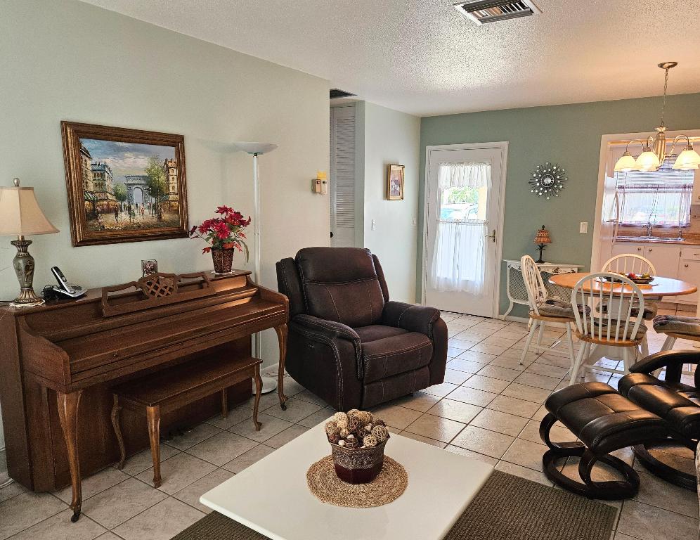 2950 Crosley Drive E D