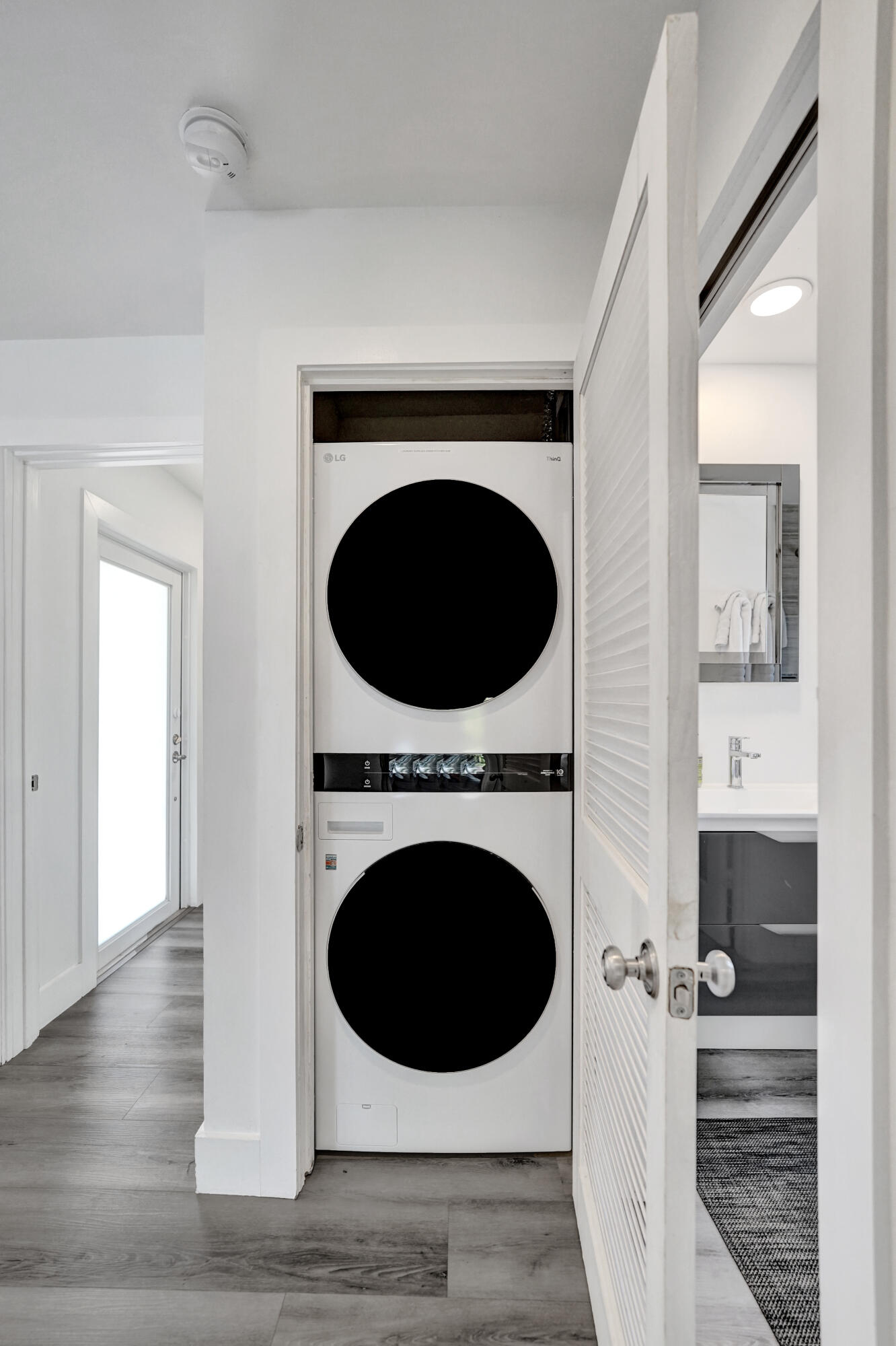 CORAL ESTATES - Residential