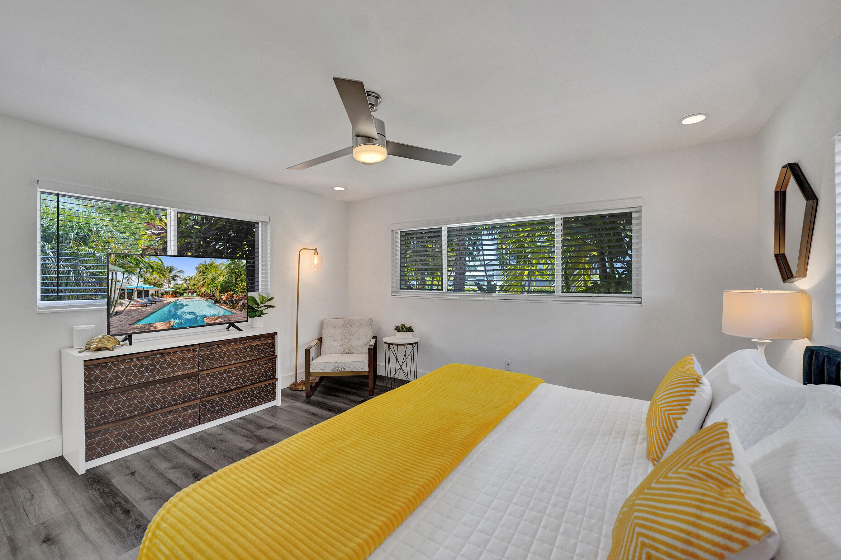 CORAL ESTATES - Residential