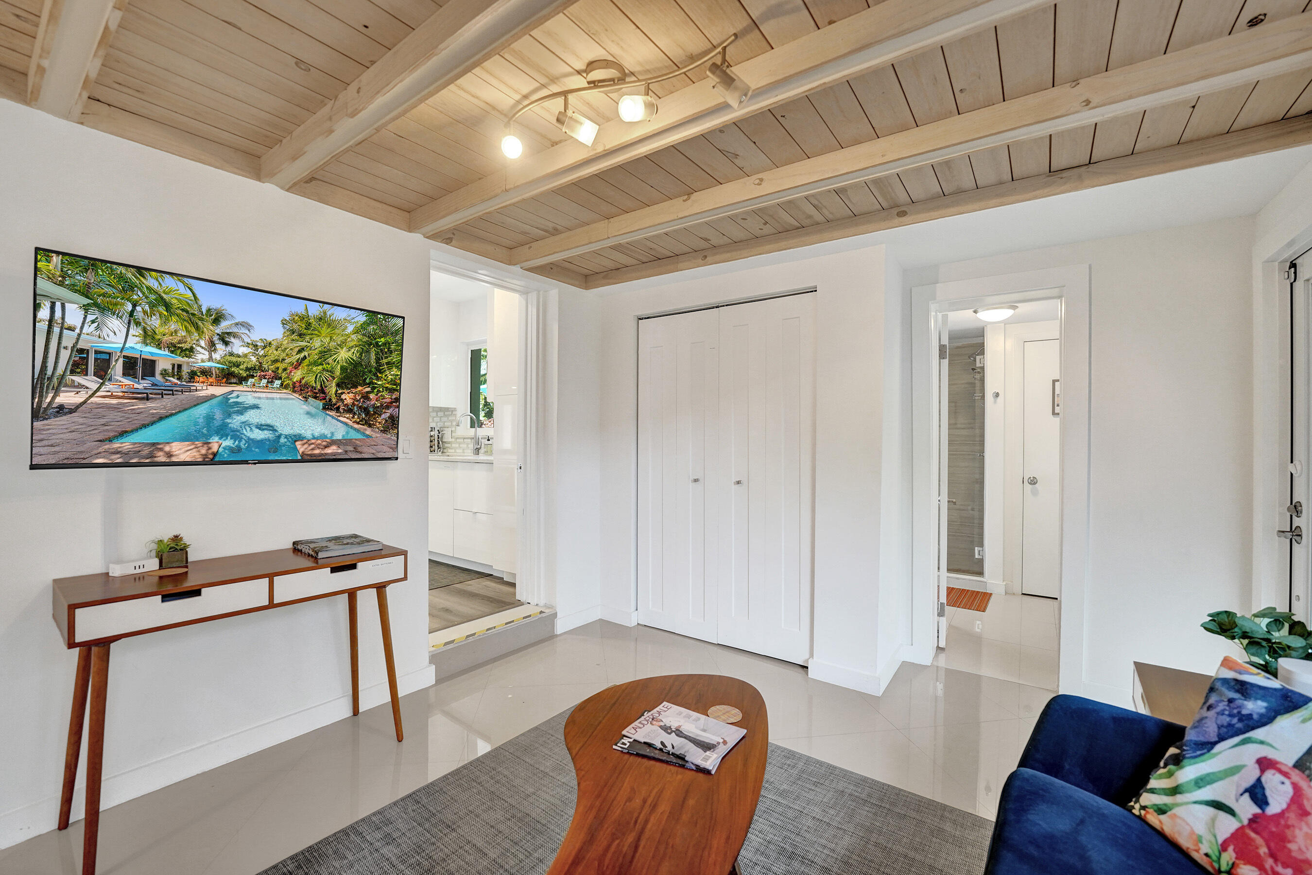 CORAL ESTATES - Residential