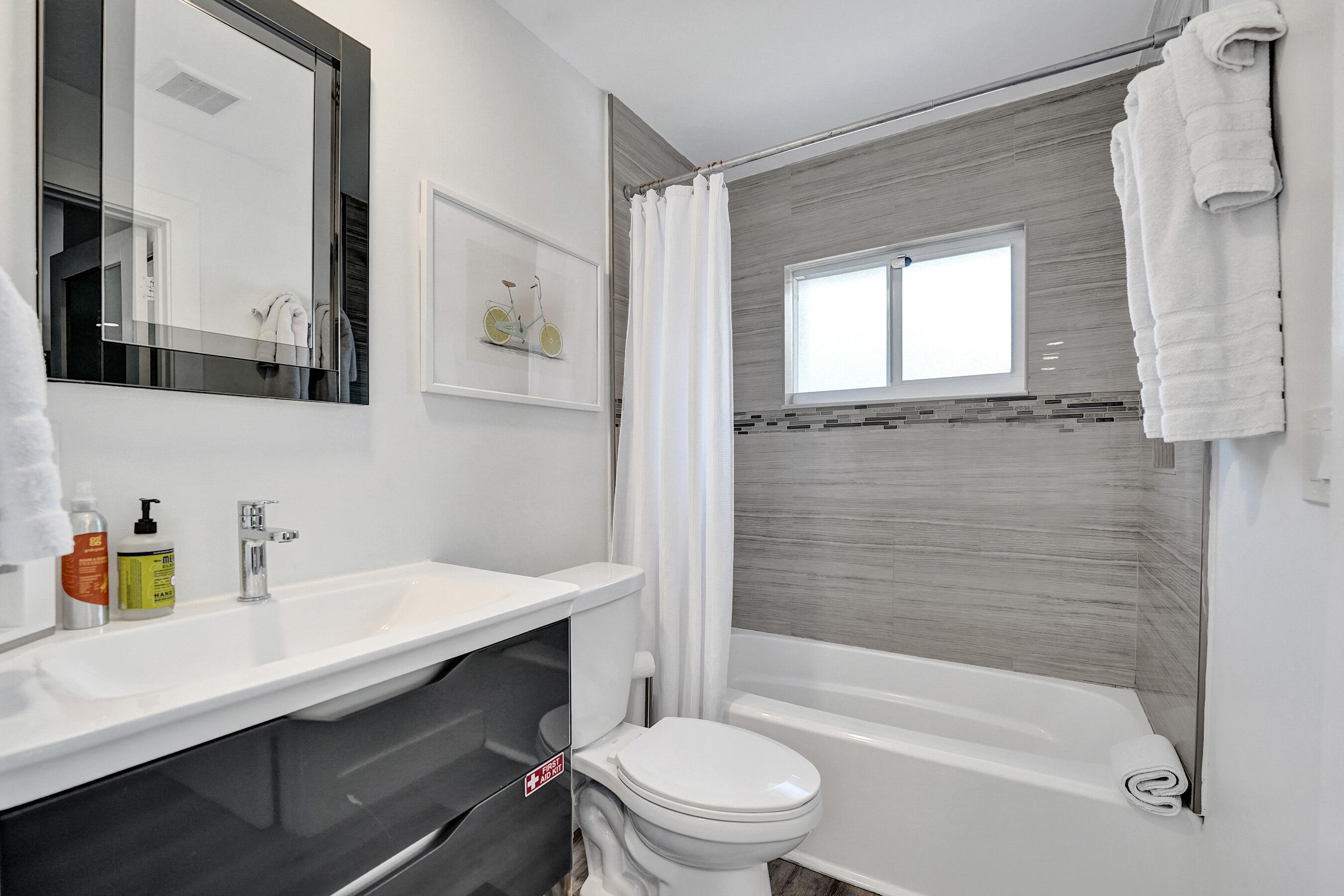 CORAL ESTATES - Residential