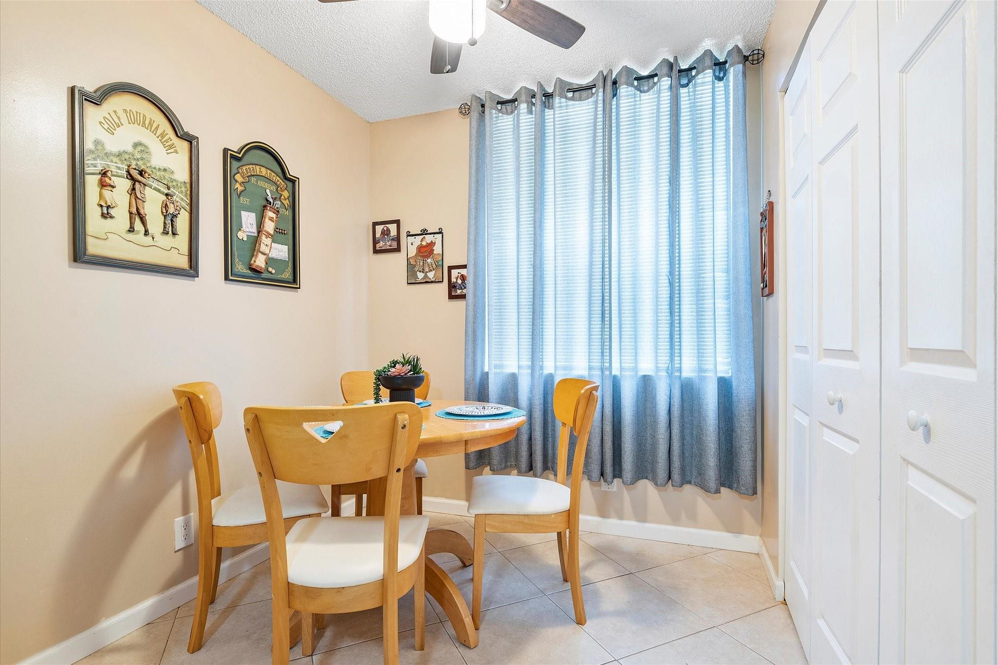 PALM SPRINGS 3 - Residential