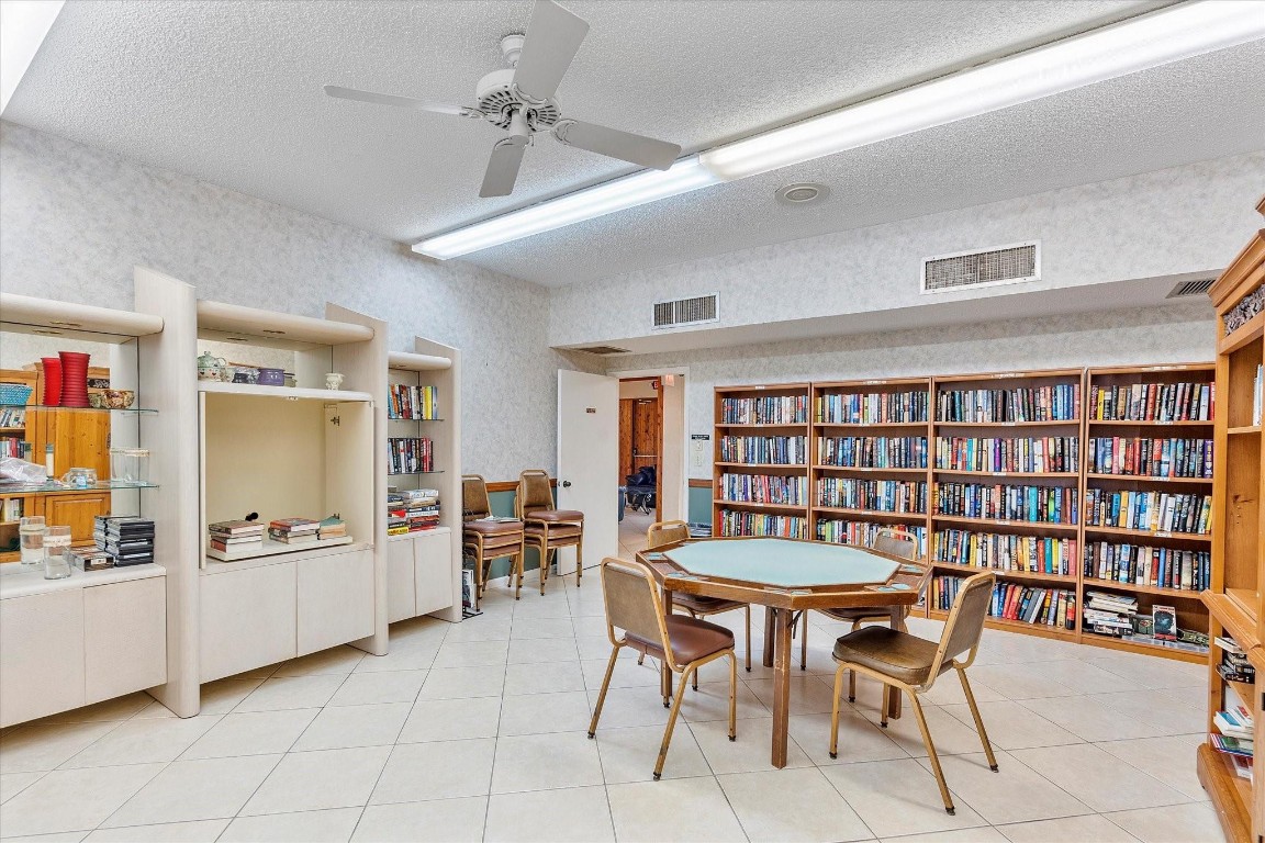 PALM SPRINGS 3 - Residential