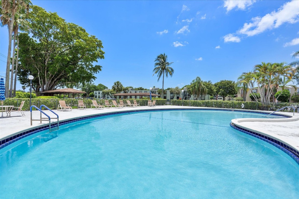 PALM SPRINGS 3 - Residential