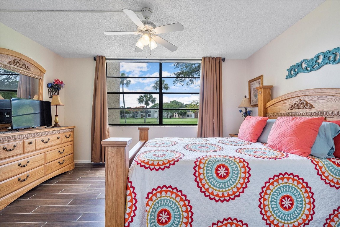 PALM SPRINGS 3 - Residential